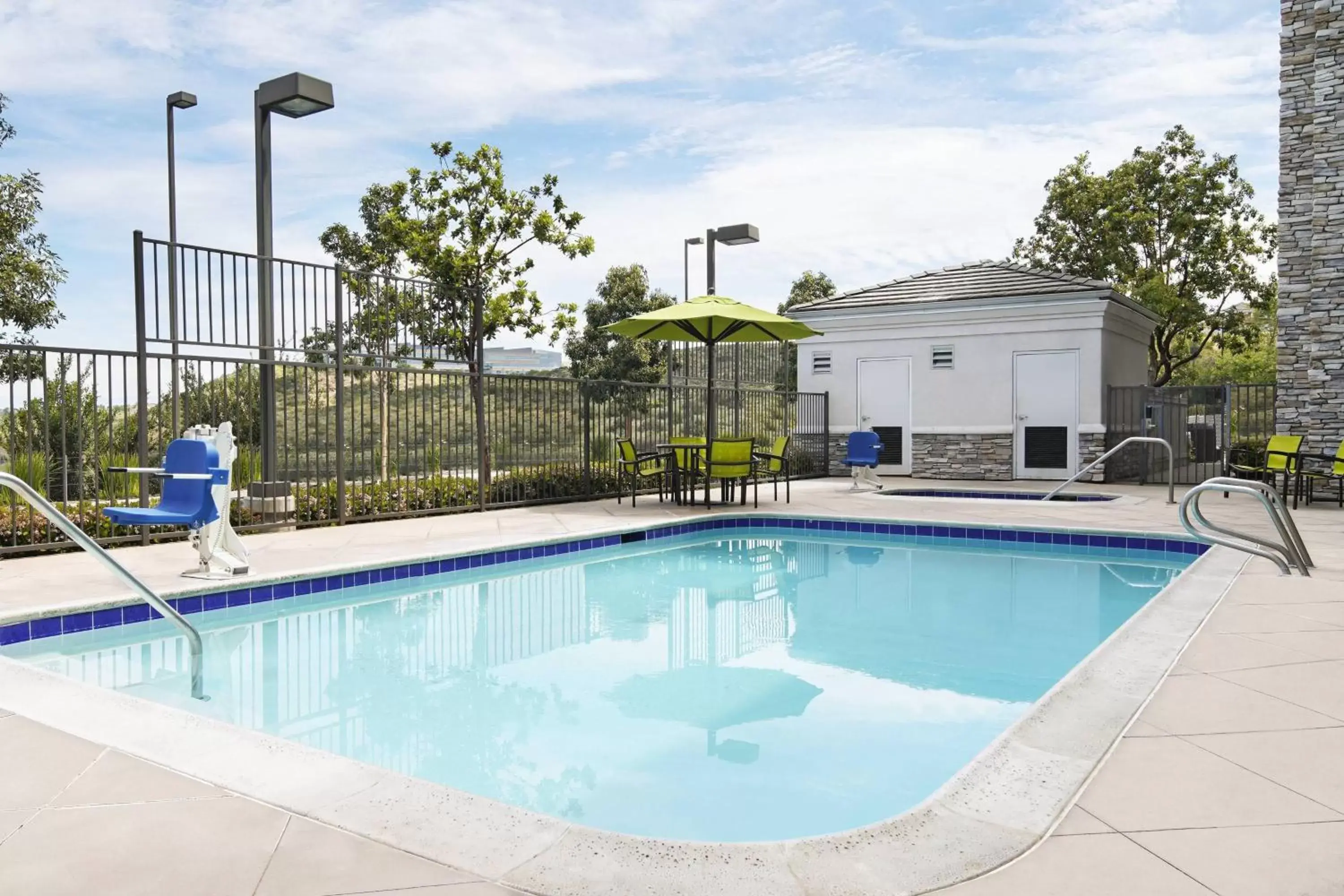 Swimming Pool in SpringHill Suites San Diego Rancho Bernardo/Scripps Poway