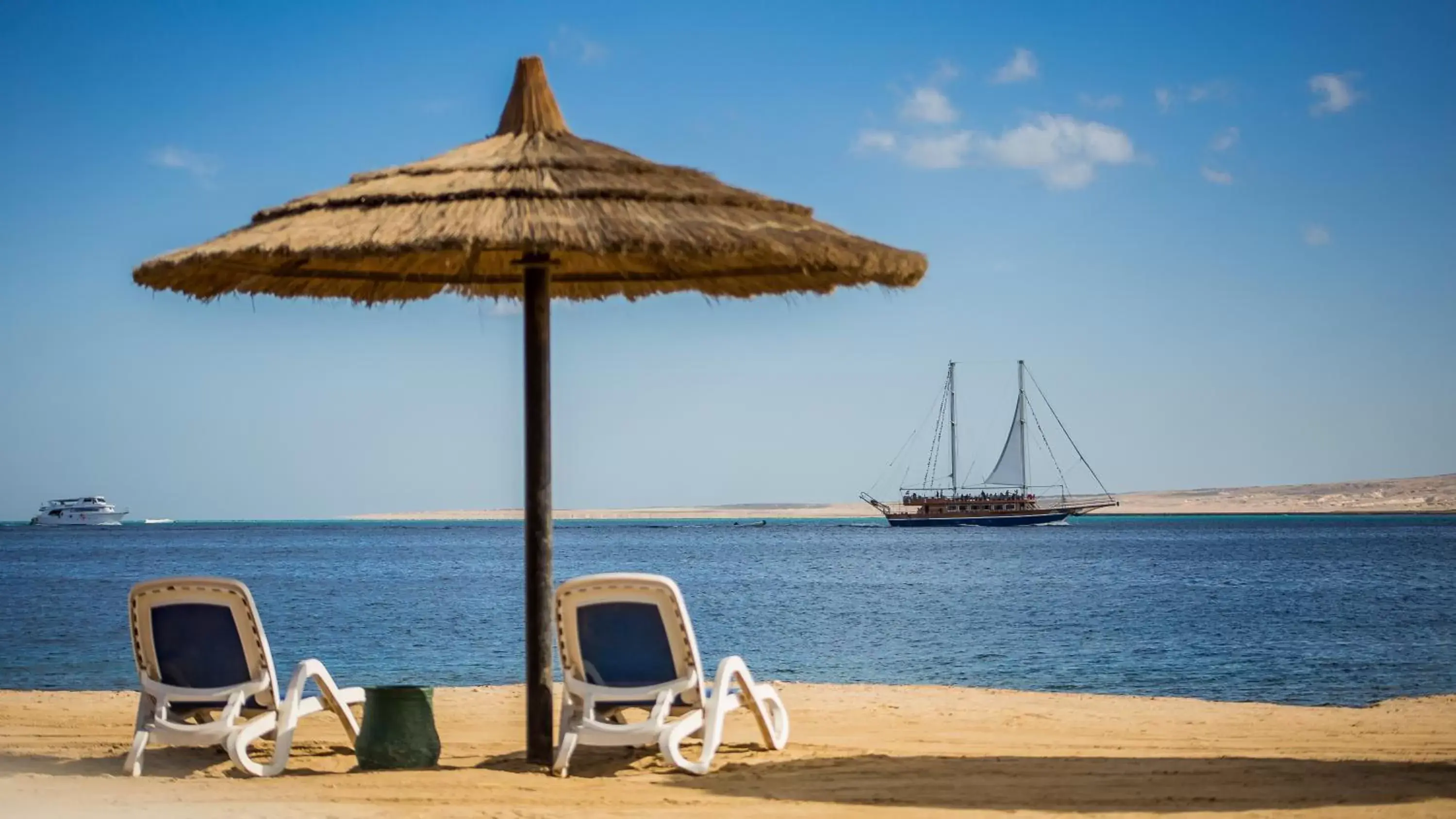 Beach in Sky View Suites Hotel