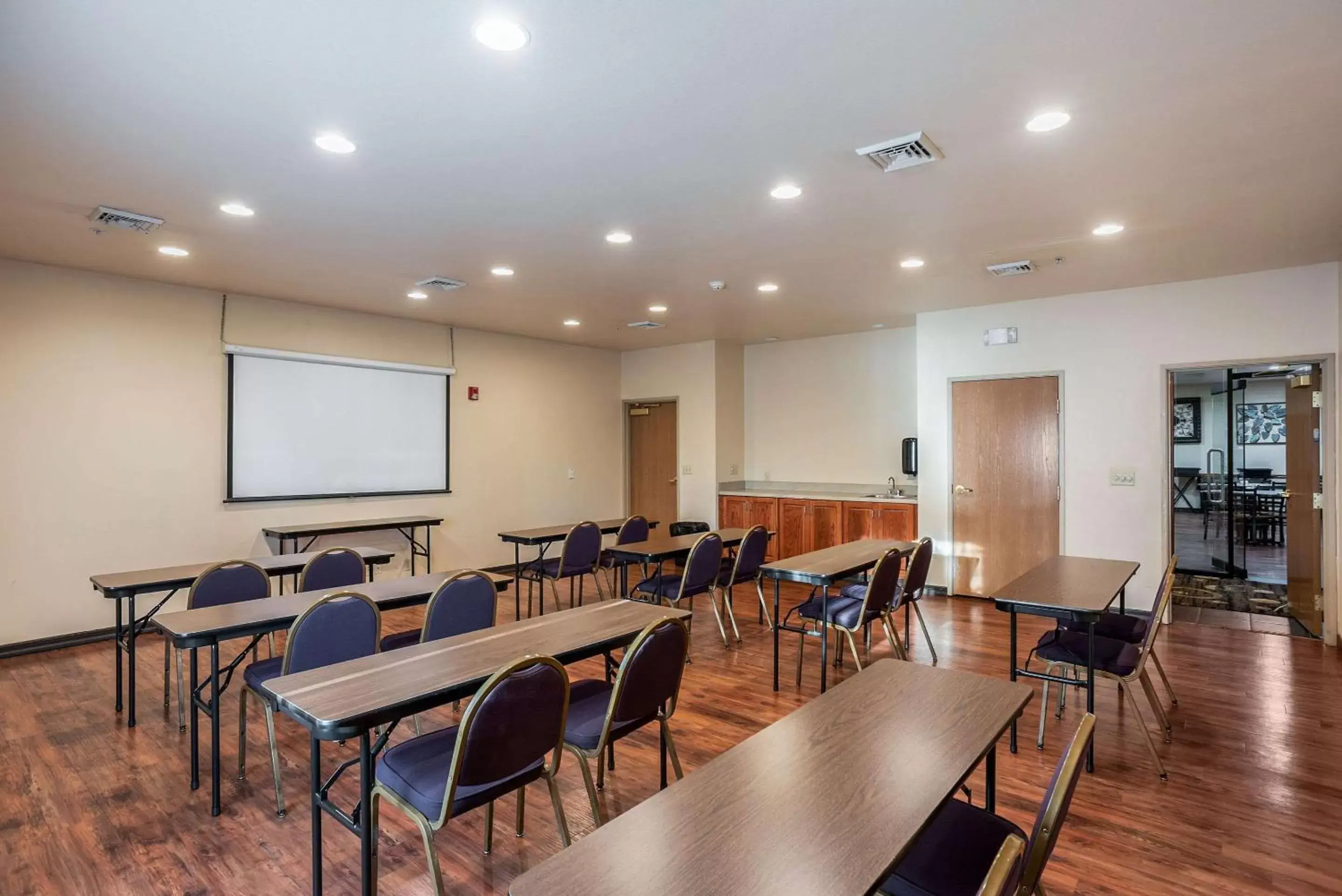 Meeting/conference room in Quality Inn & Suites Hannibal