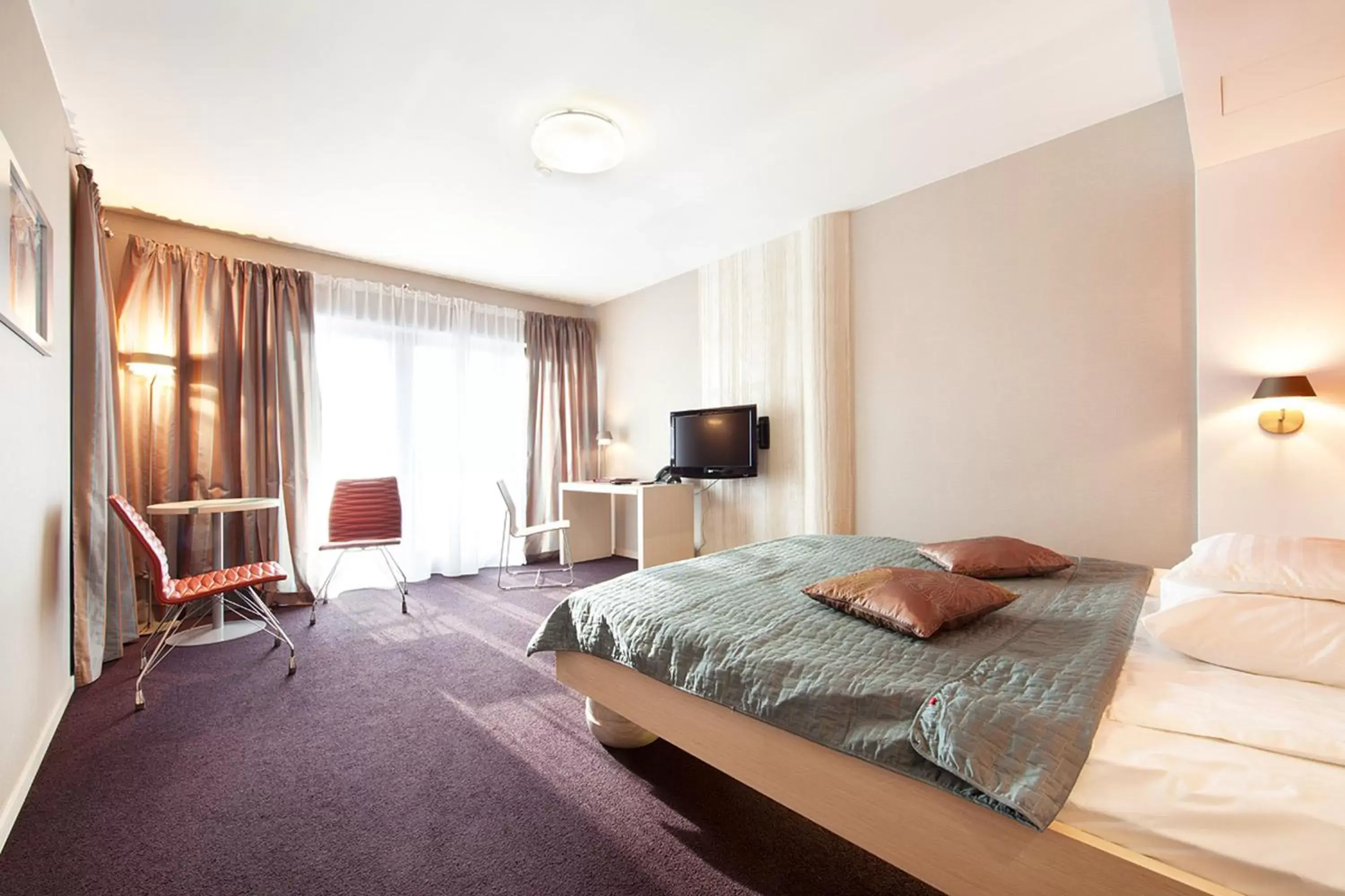 Bed, Room Photo in Niebieski Art Hotel & Spa