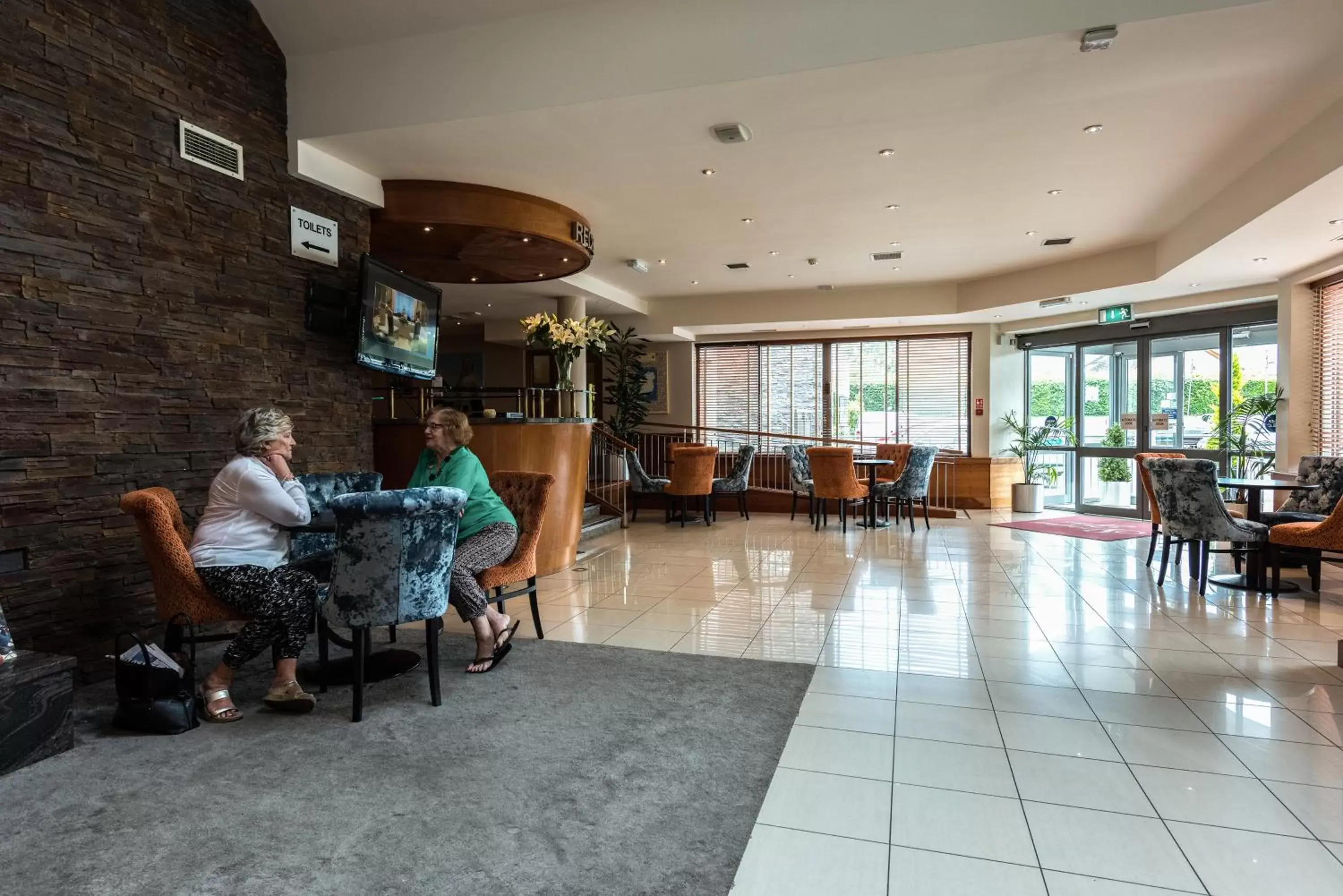 Lobby or reception, Restaurant/Places to Eat in Springfield Hotel