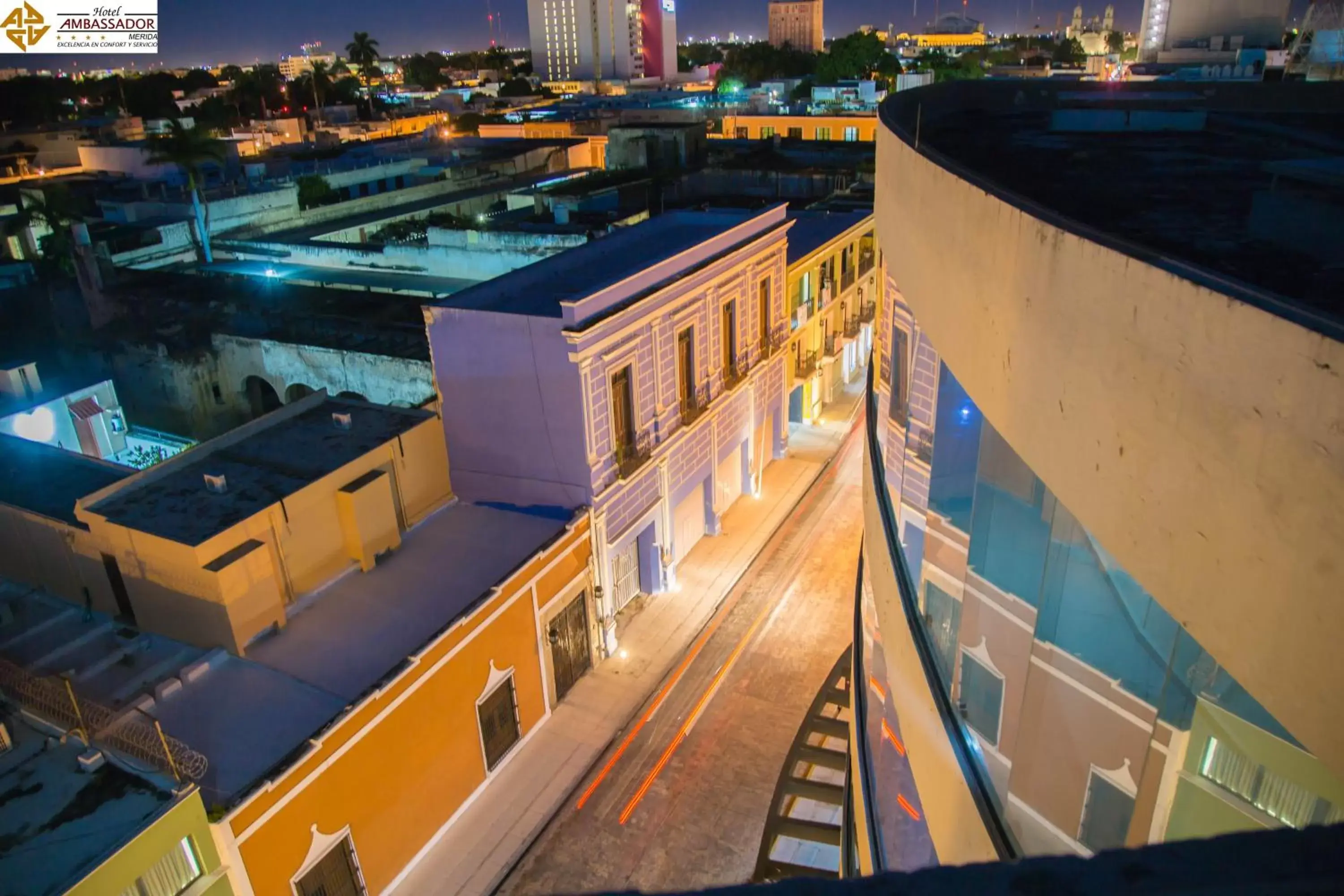 Night, Balcony/Terrace in Hotel Ambassador Mérida