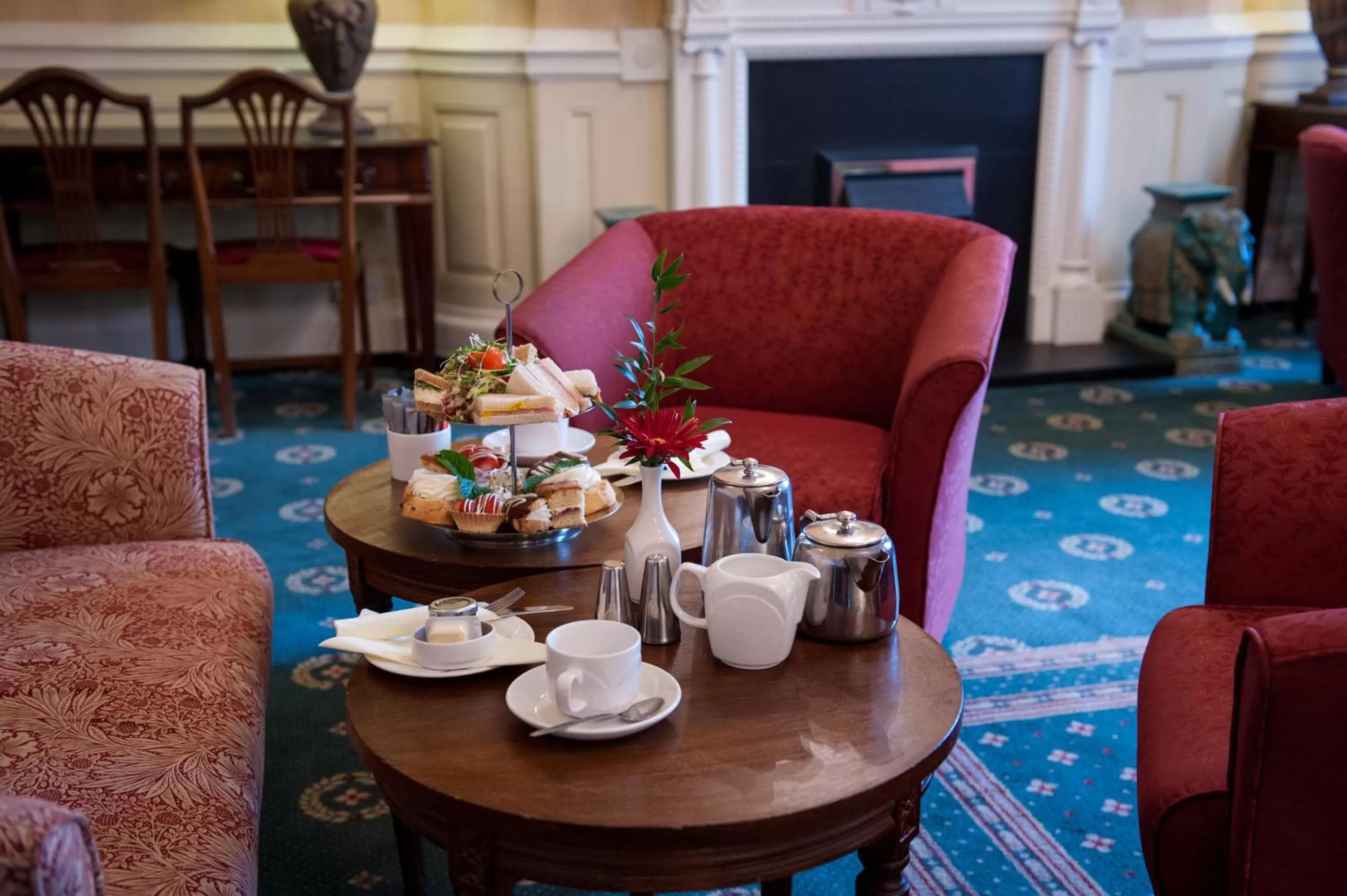 Food and drinks in Hydro Hotel