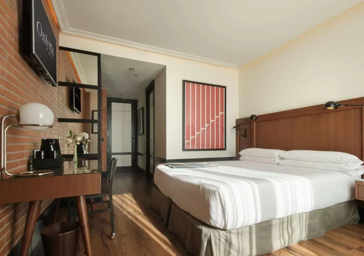 Photo of the whole room, Bed in Only YOU Hotel Atocha