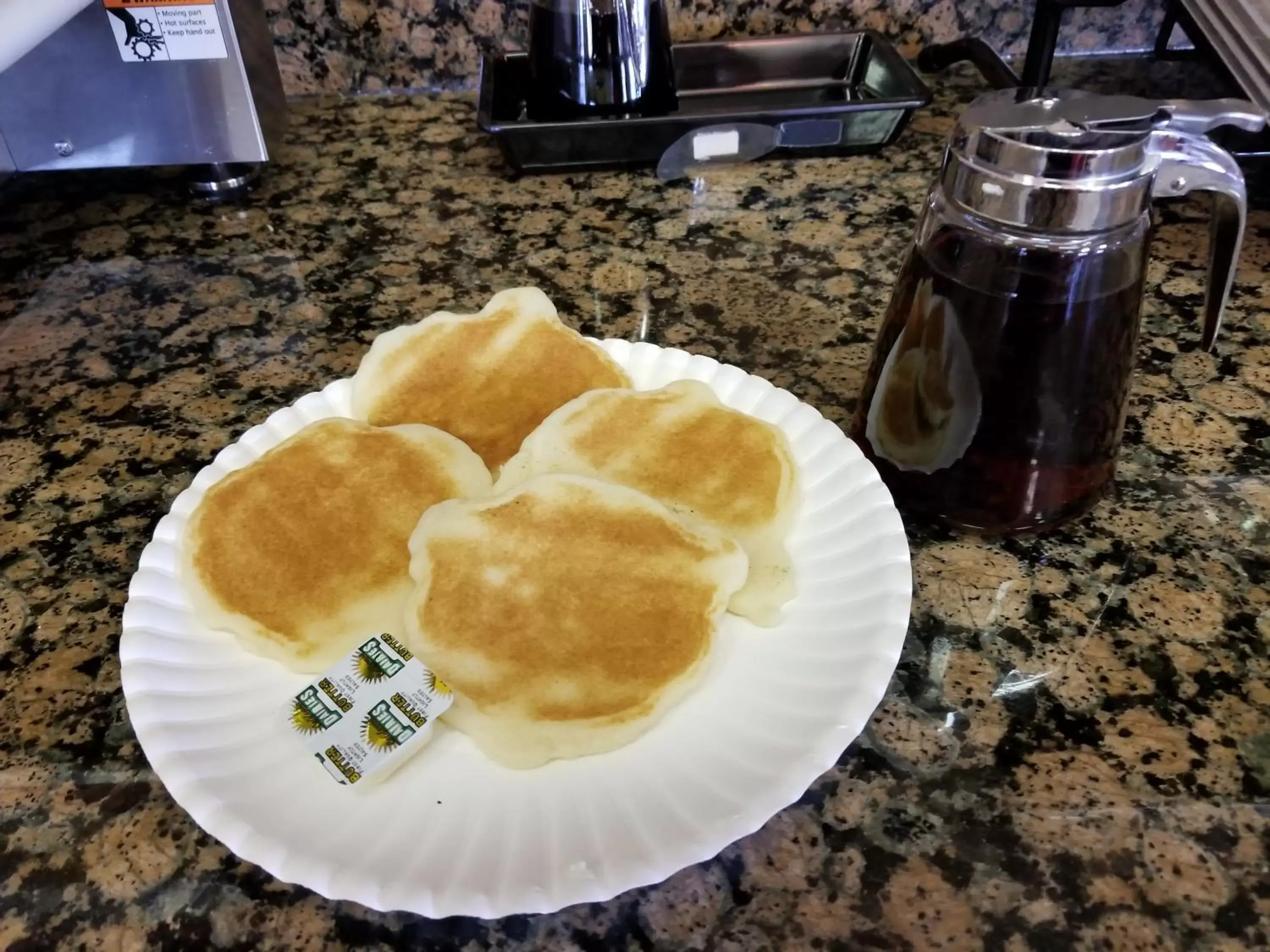 American breakfast in Best Western Plus Carousel Inn & Suites Burlington