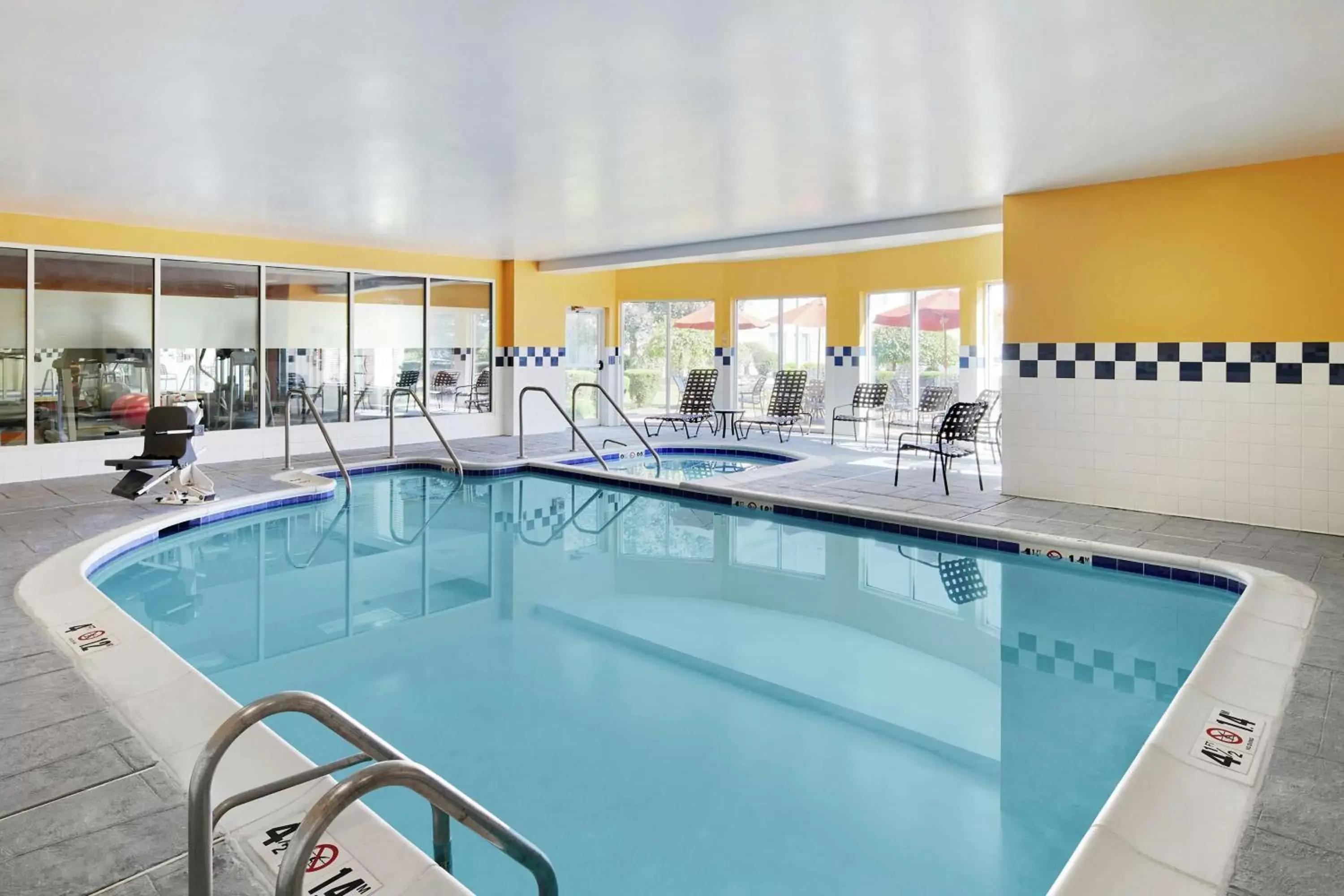 Pool view, Swimming Pool in Hilton Garden Inn Allentown West