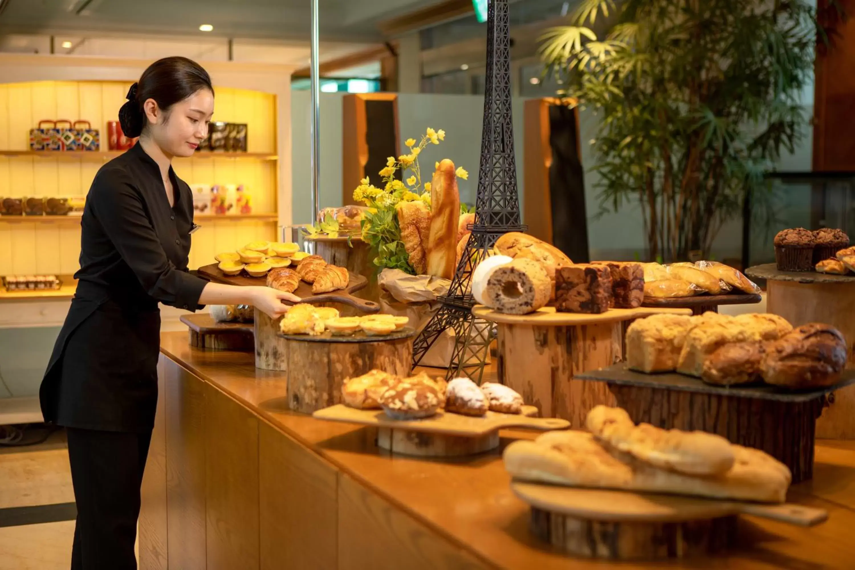 Food and drinks in Ramada Plaza by Wyndham Jeju Ocean Front Food and drinks in Ramada Plaza by Wyndham Jeju Ocean Front