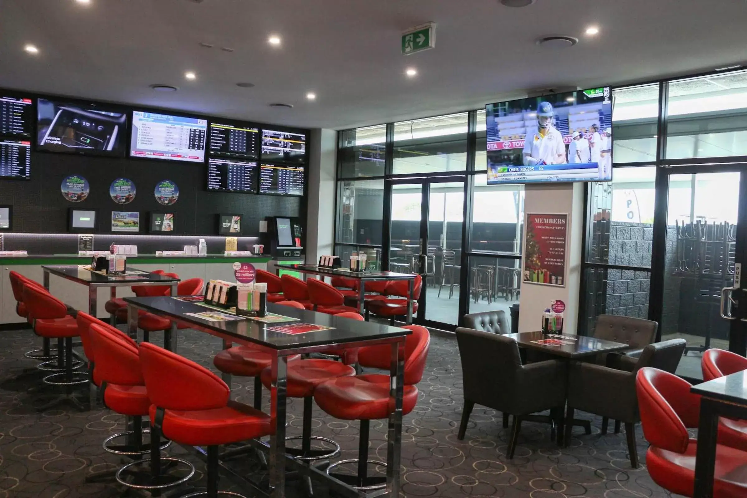 Restaurant/Places to Eat in Acacia Ridge Hotel & Motel Brisbane