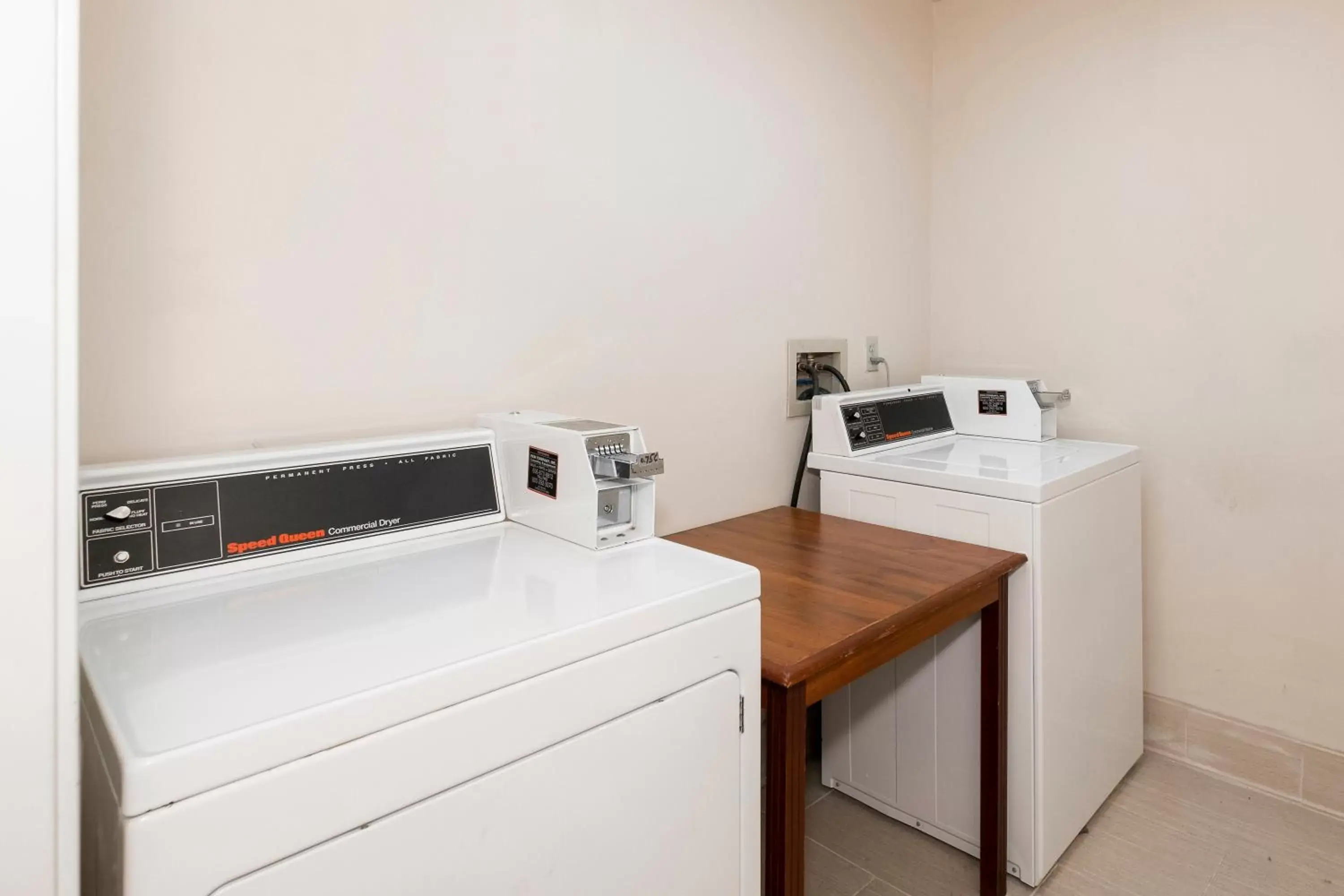 Other, Kitchen/Kitchenette in Red Roof Inn & Suites Corbin