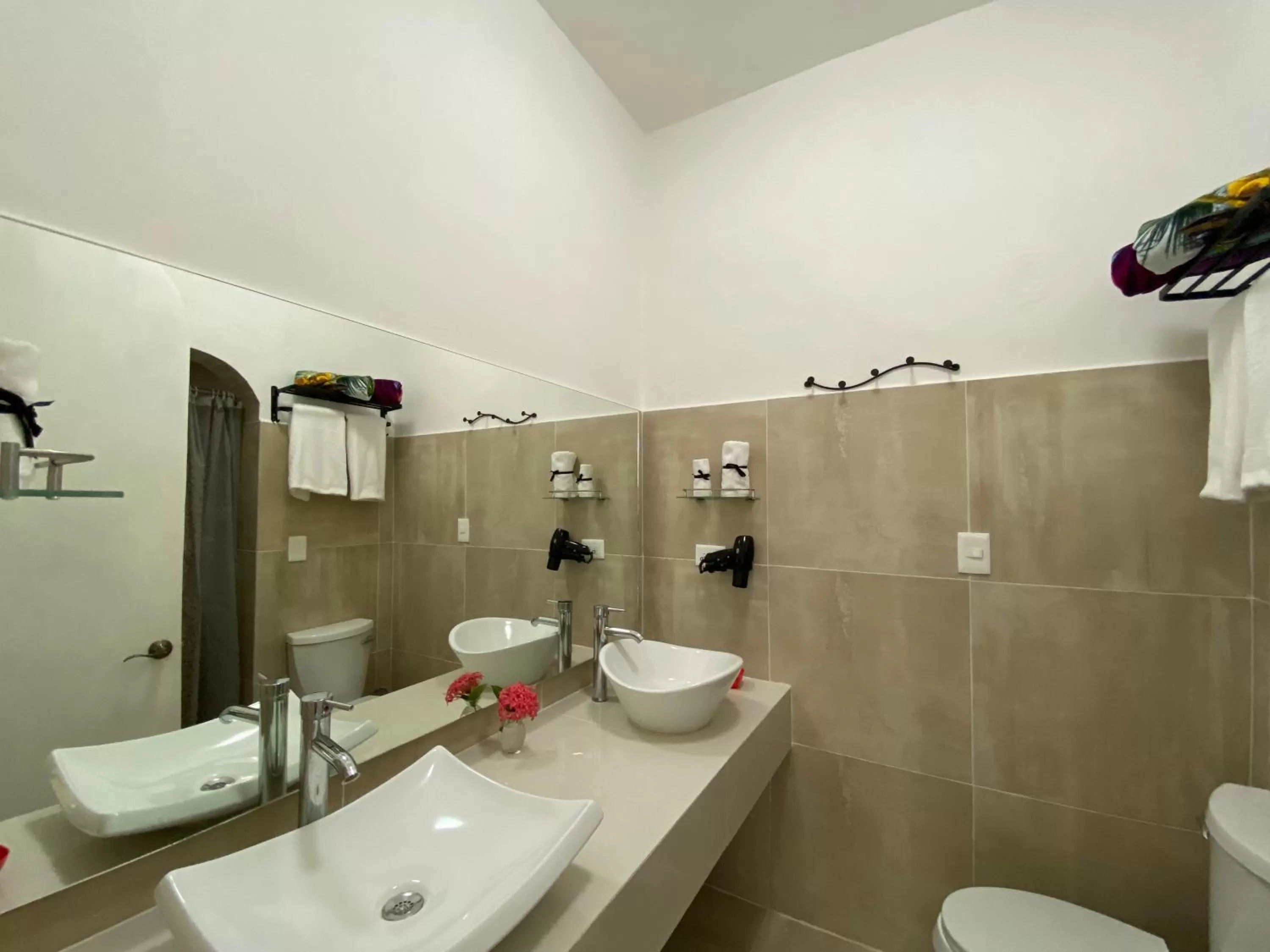 Bathroom in The Quetzal