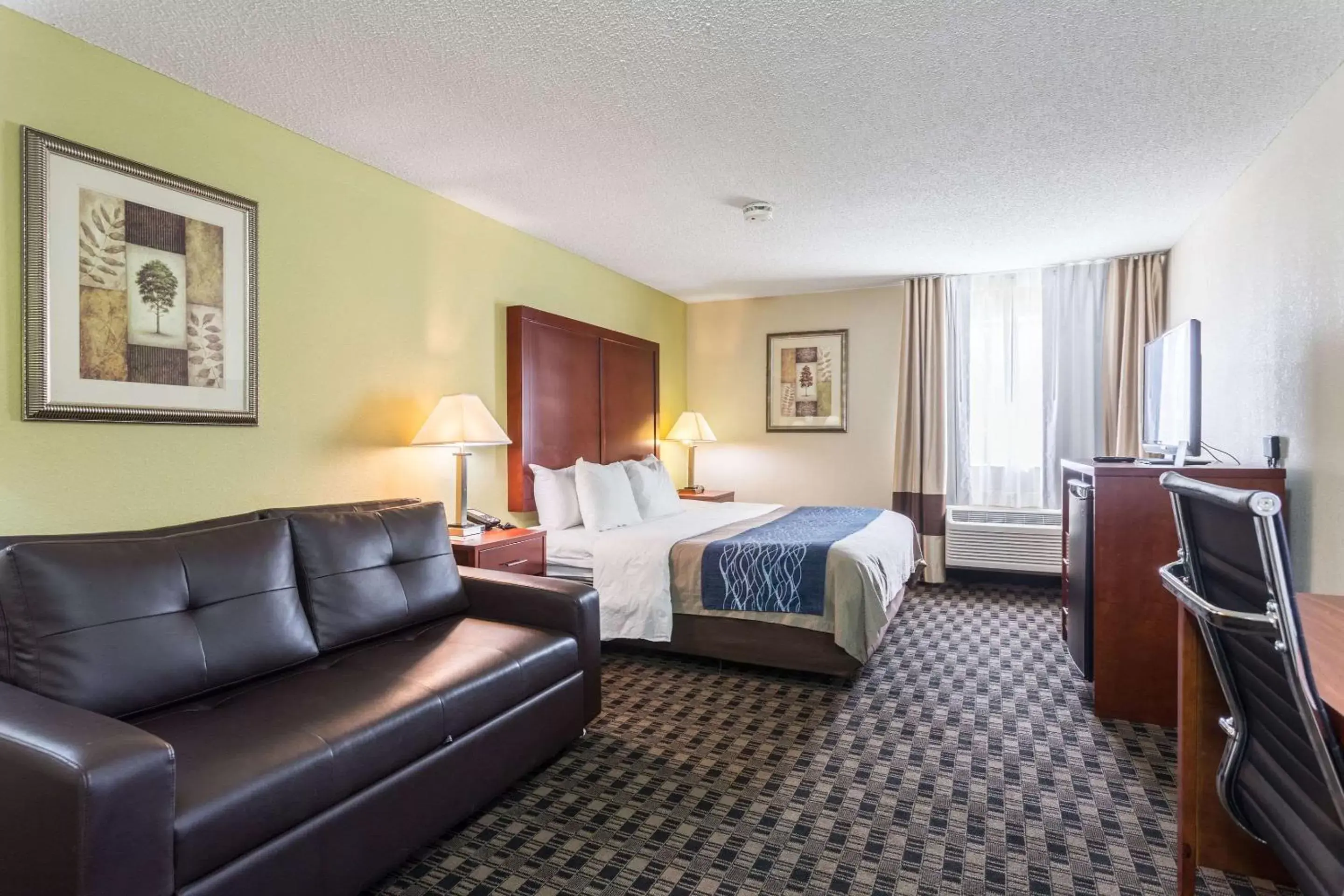 Photo of the whole room in Comfort Inn Decatur Priceville