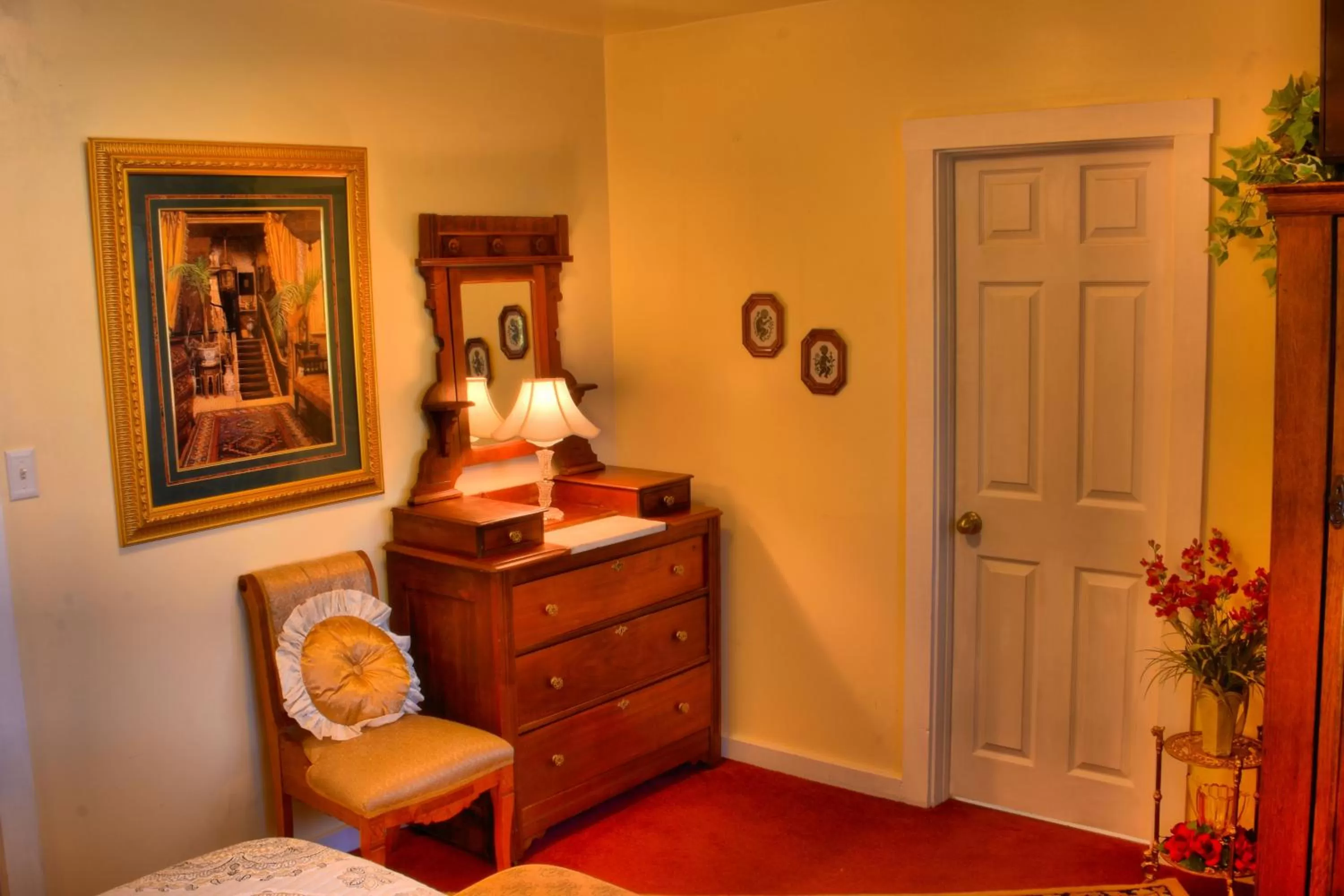 Seating area in Bard's Inn