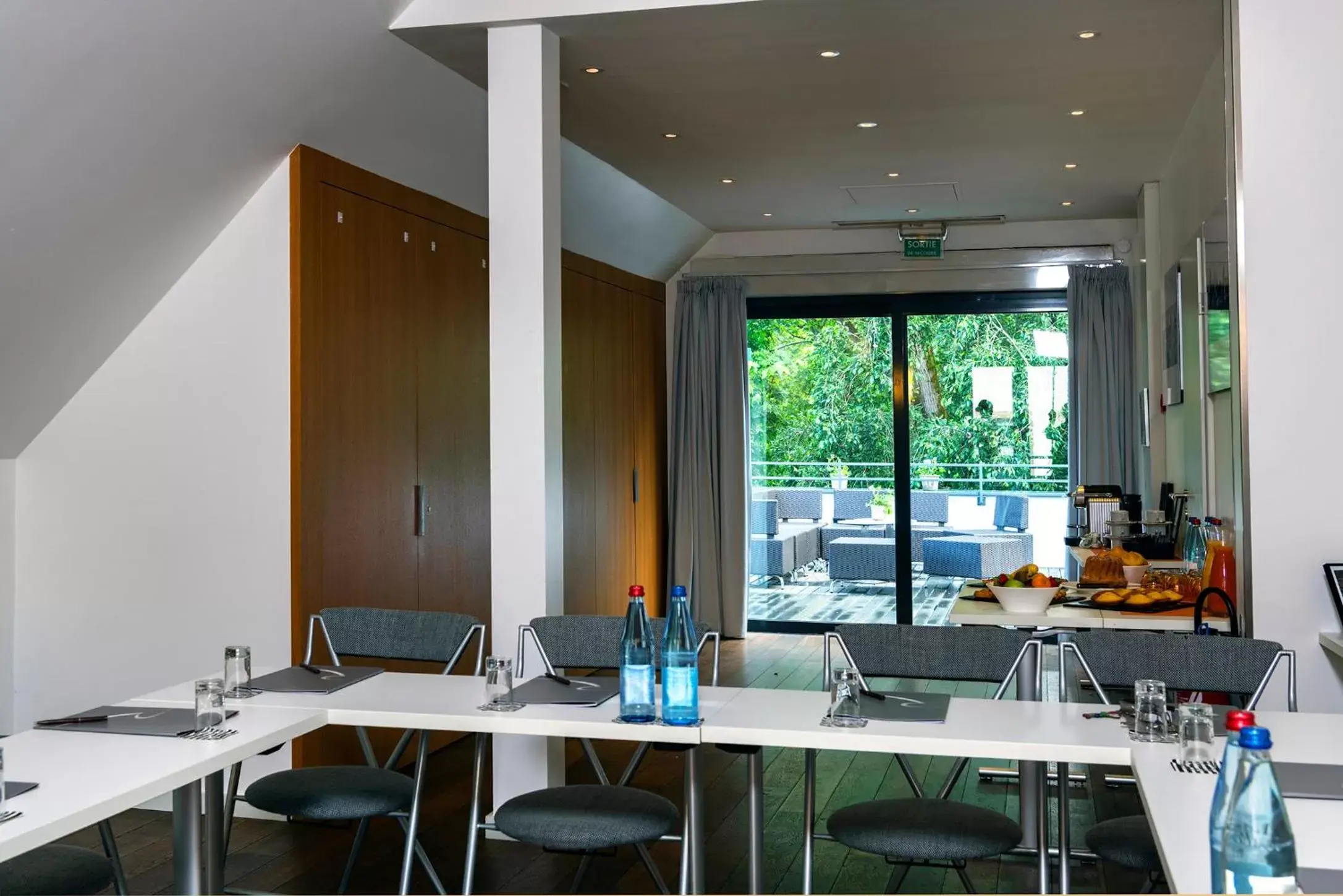 Meeting/conference room in Hotel & Spa REGENT PETITE FRANCE