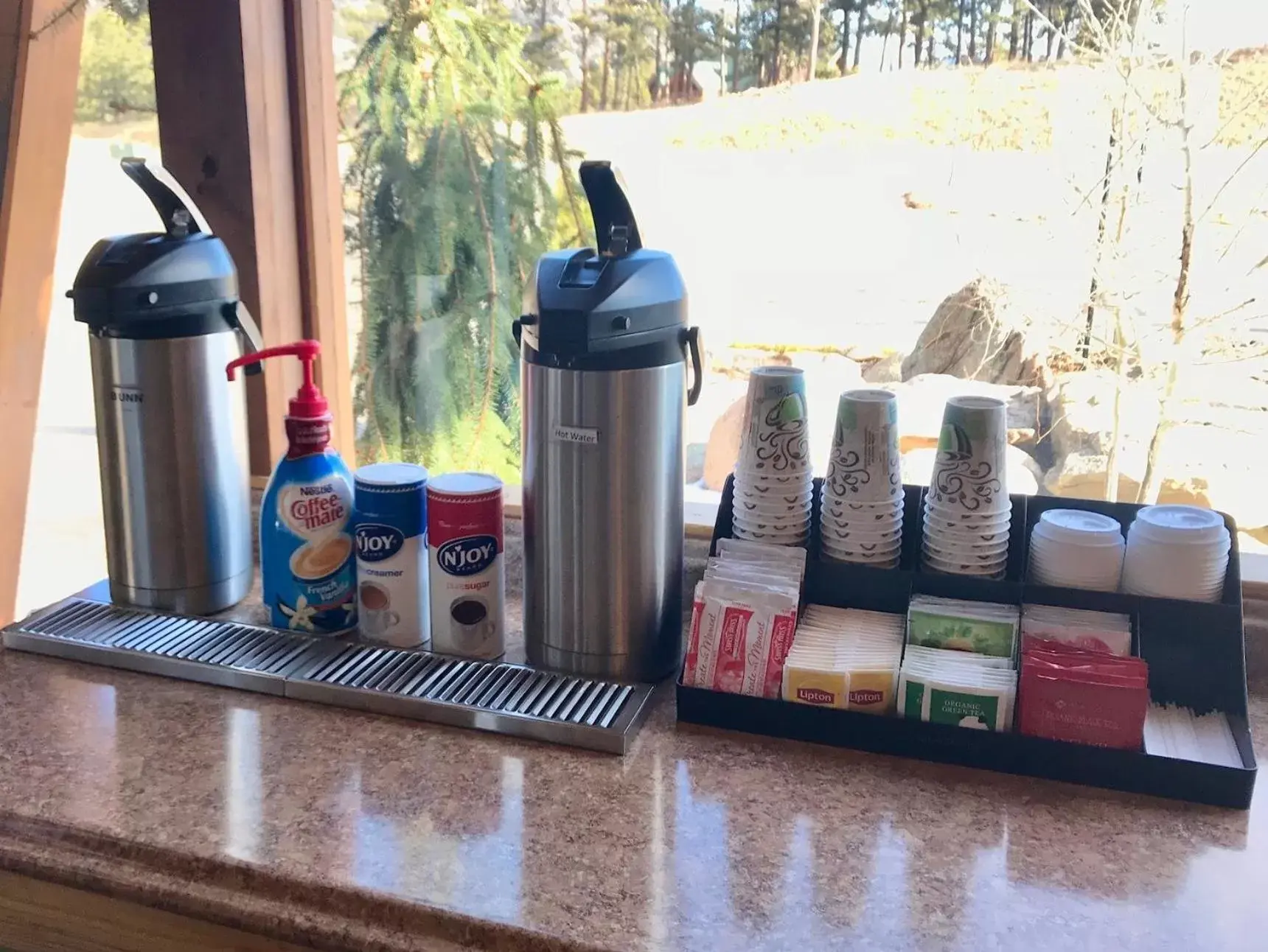 Continental breakfast in Hotel Estes