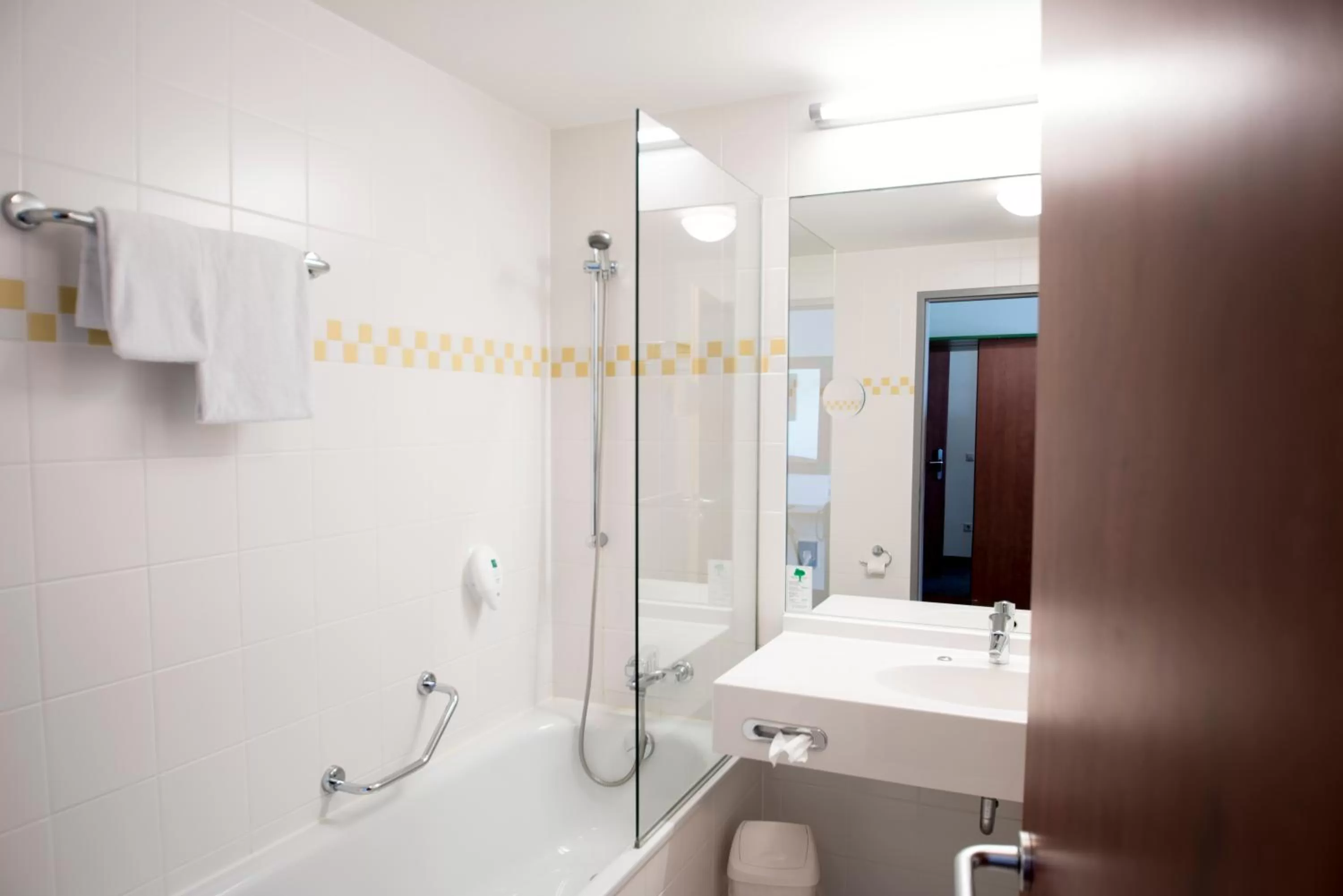 Bathroom in EuroHotel Günzburg