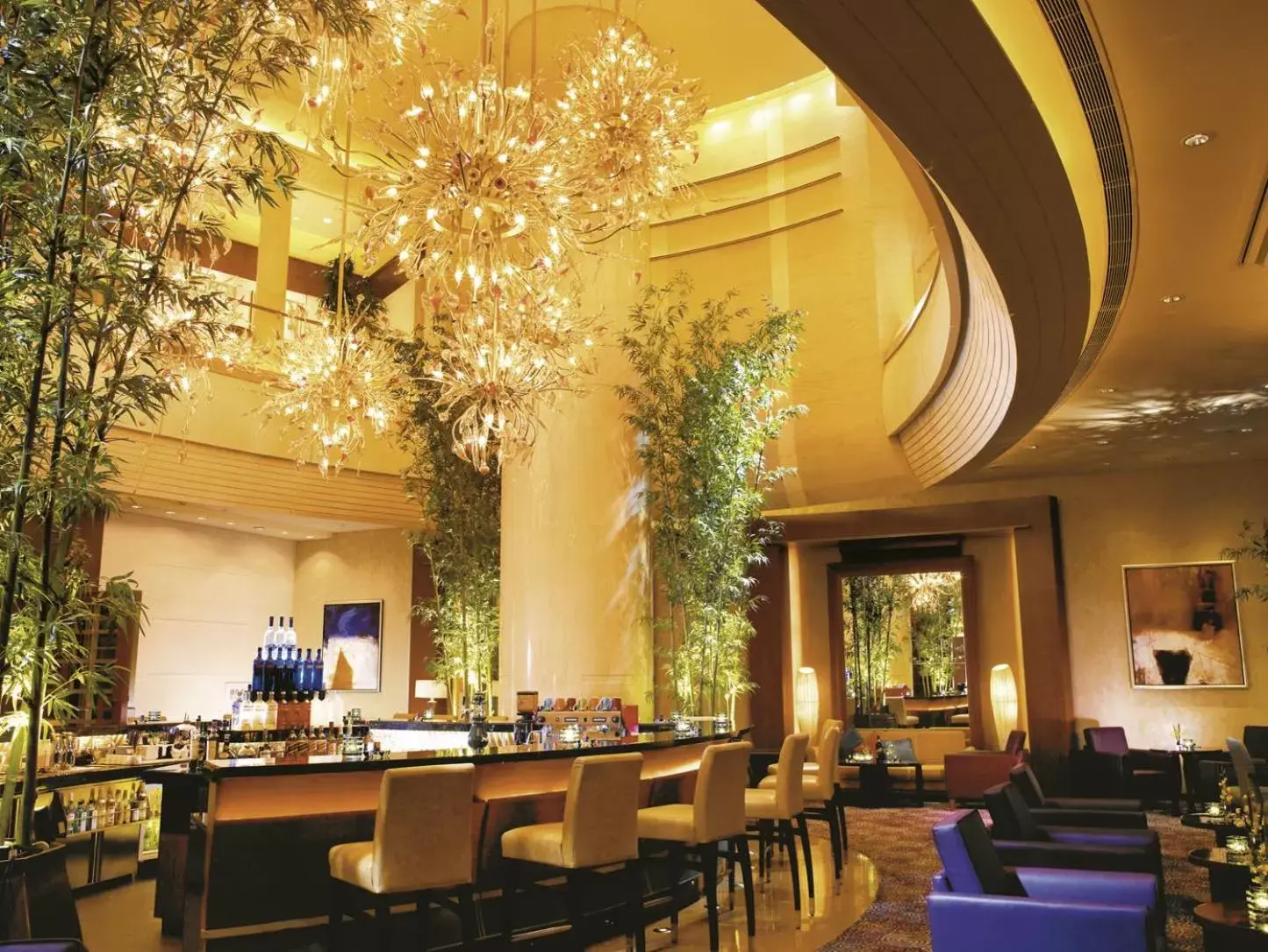 Restaurant/Places to Eat in Renaissance Wuhan Hotel