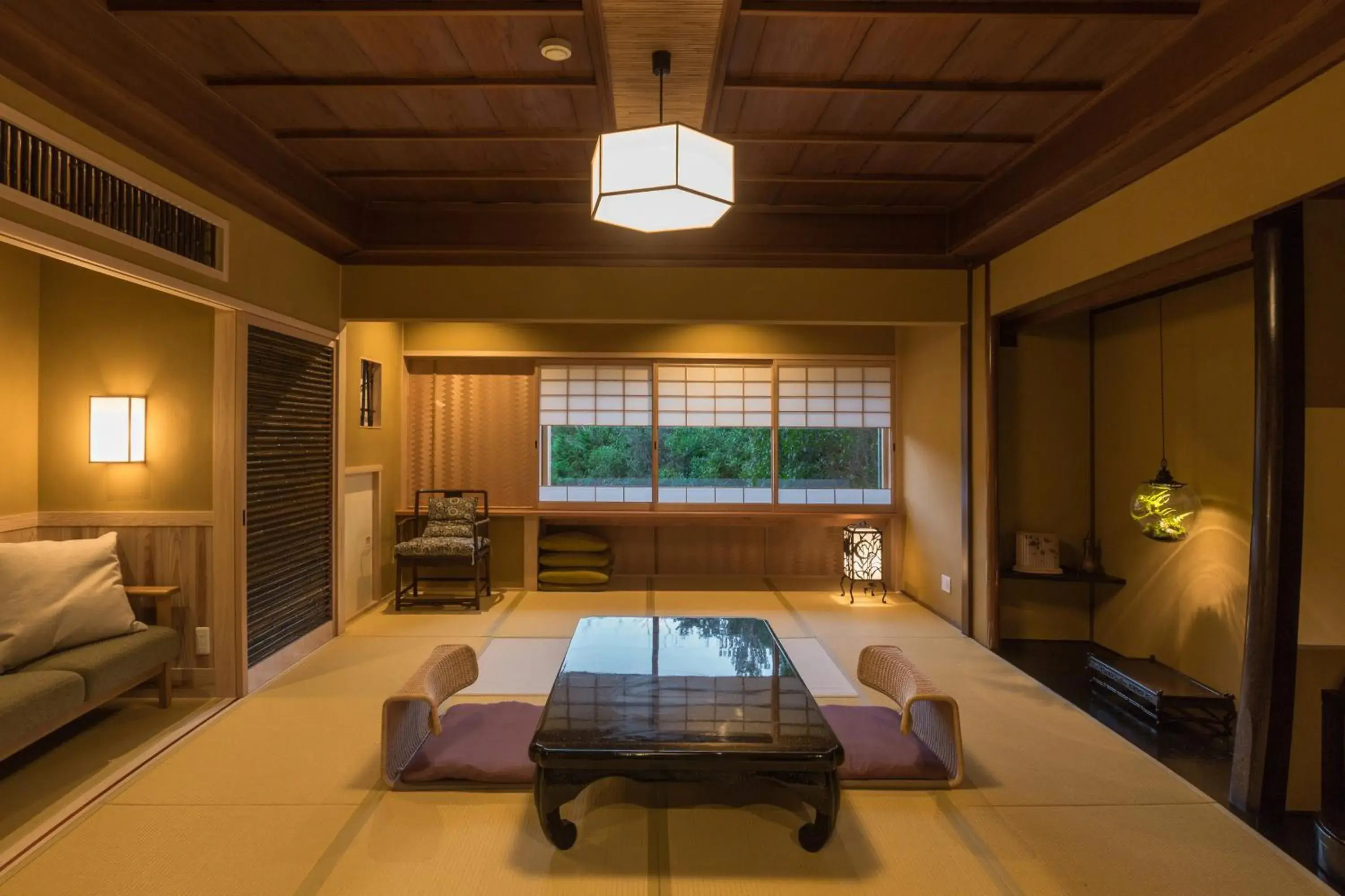 Photo of the whole room, Dining Area in Kyoto Nanzenji Ryokan Yachiyo