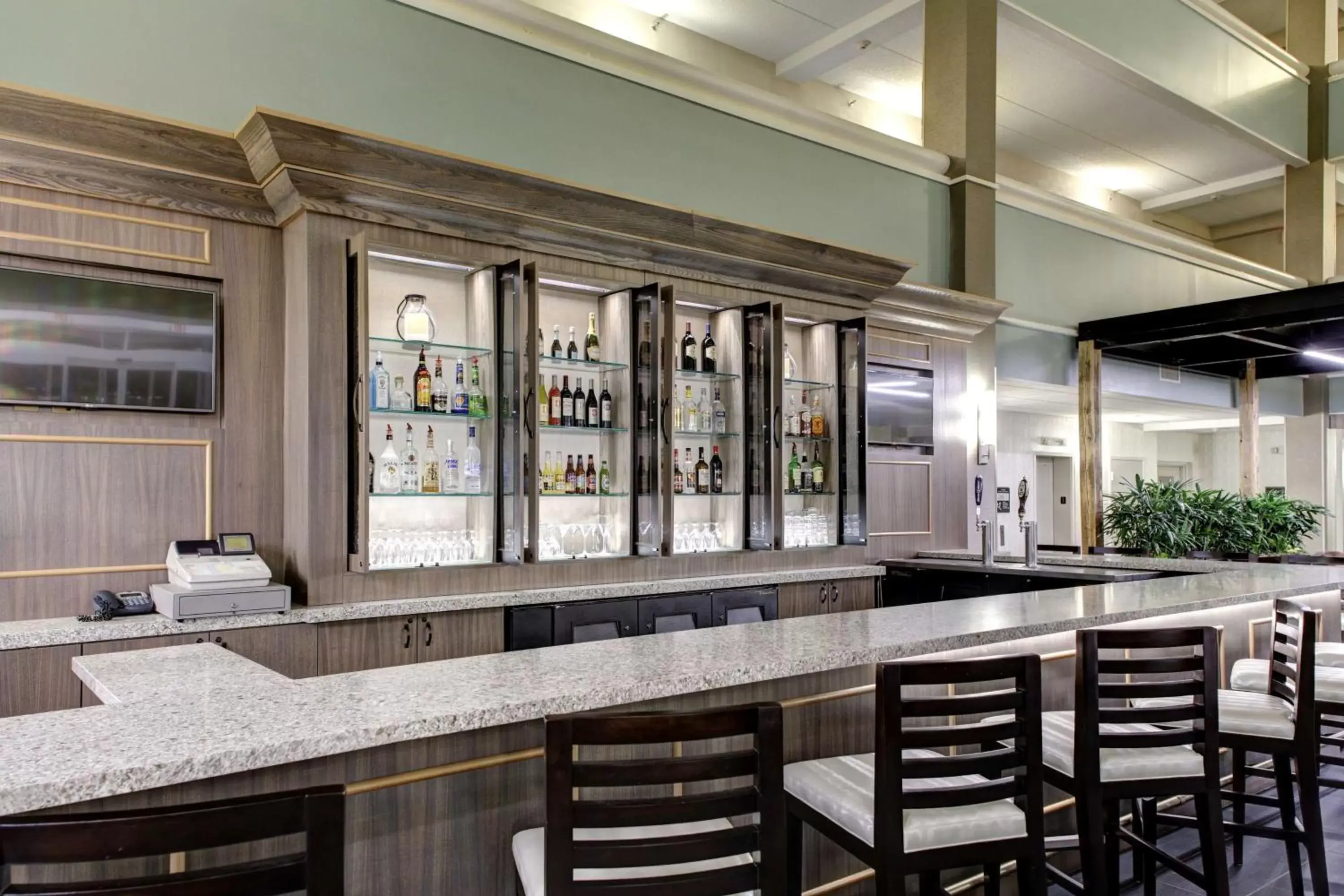 Lounge or bar, Lounge/Bar in Embassy Suites Williamsburg