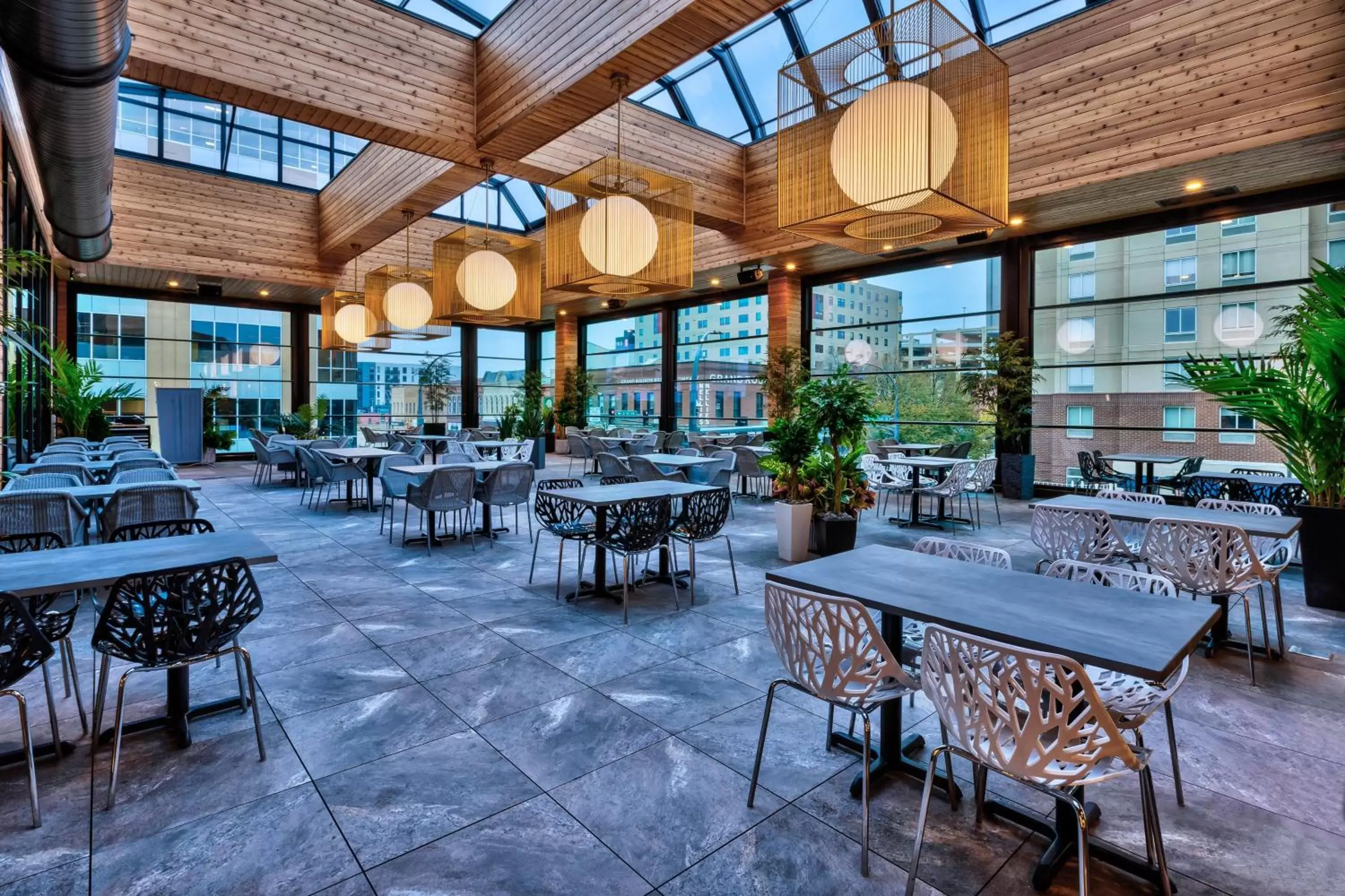 Restaurant/places to eat in Hotel Indigo Rochester - Mayo Clinic Area by IHG Restaurant/places to eat in Hotel Indigo Rochester - Mayo Clinic Area by IHG