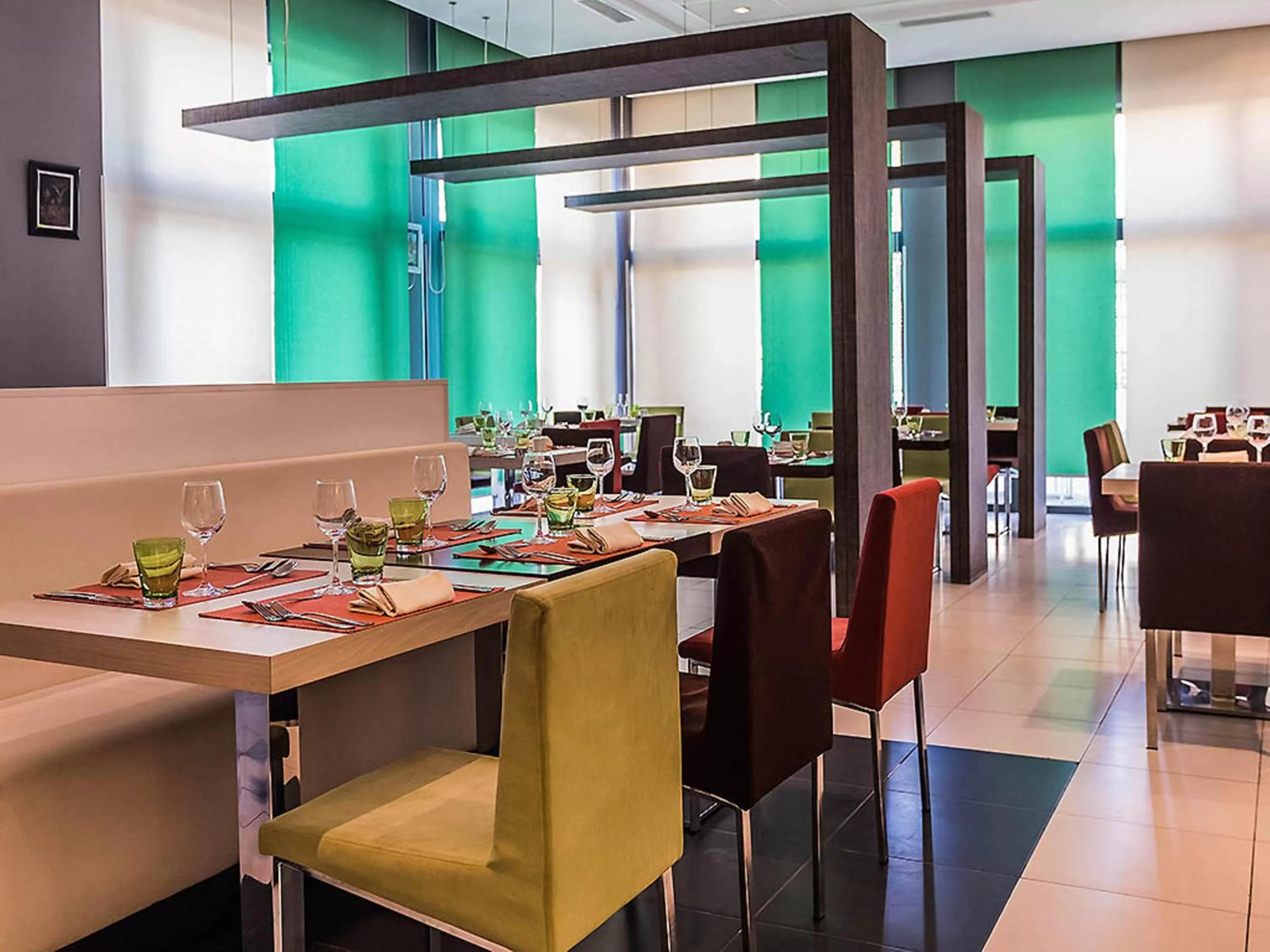 Restaurant/places to eat in ibis Tlemcen