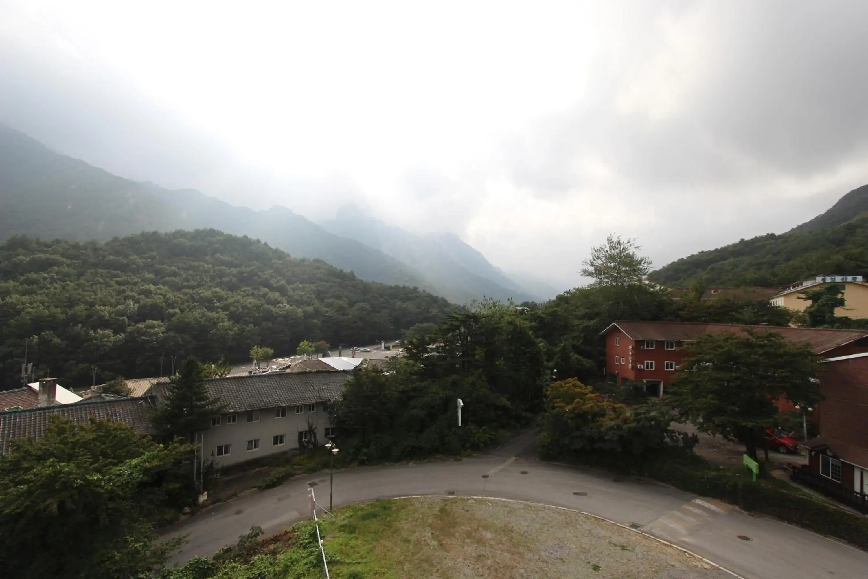 Bird's eye view in The Red House