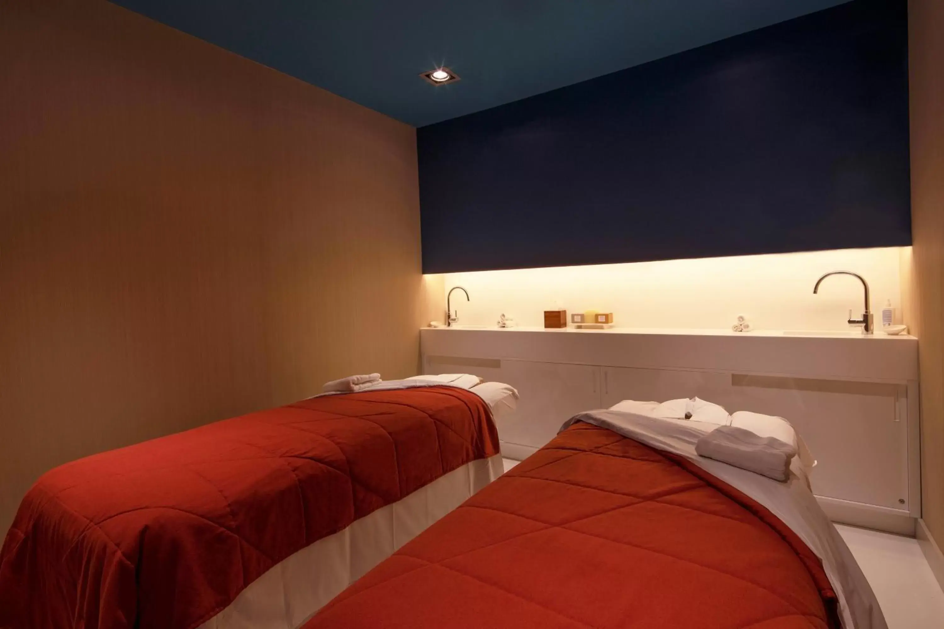 Spa and wellness centre/facilities, Bed in W Barcelona