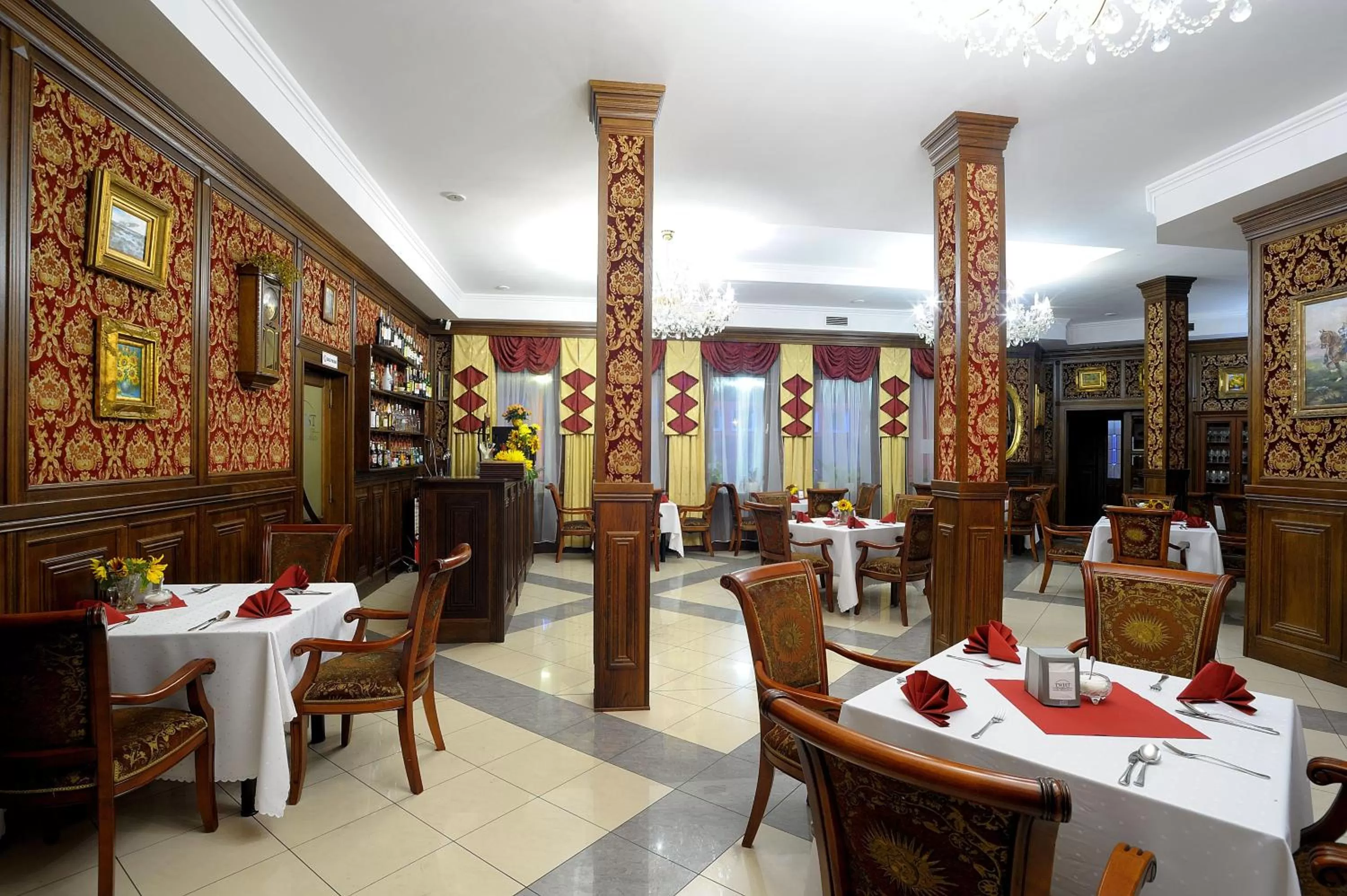 Restaurant/places to eat in Hotel Restauracja Twist