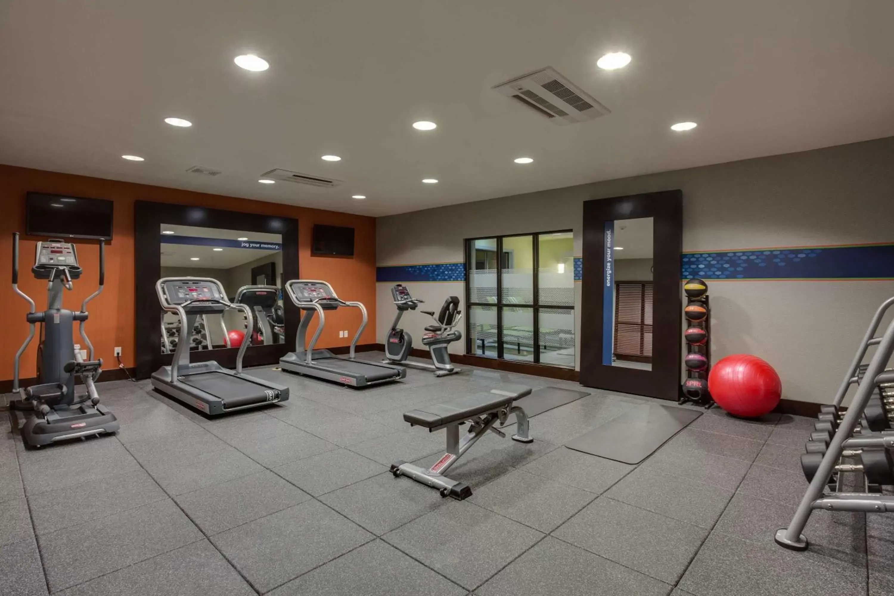 Fitness centre/facilities, Fitness Center/Facilities in Hampton Inn & Suites - Elyria