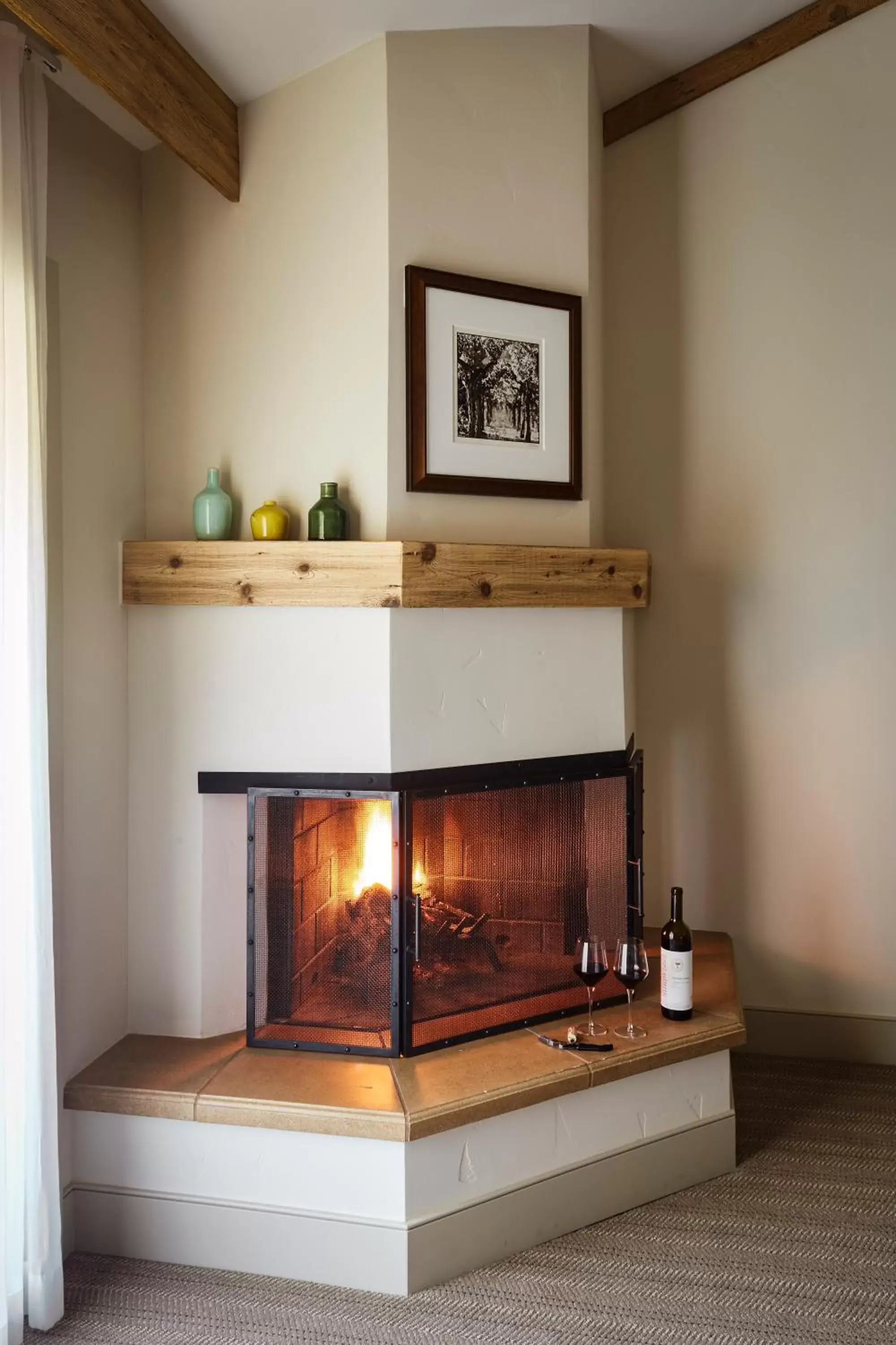 TV/Entertainment Center in Napa Valley Lodge