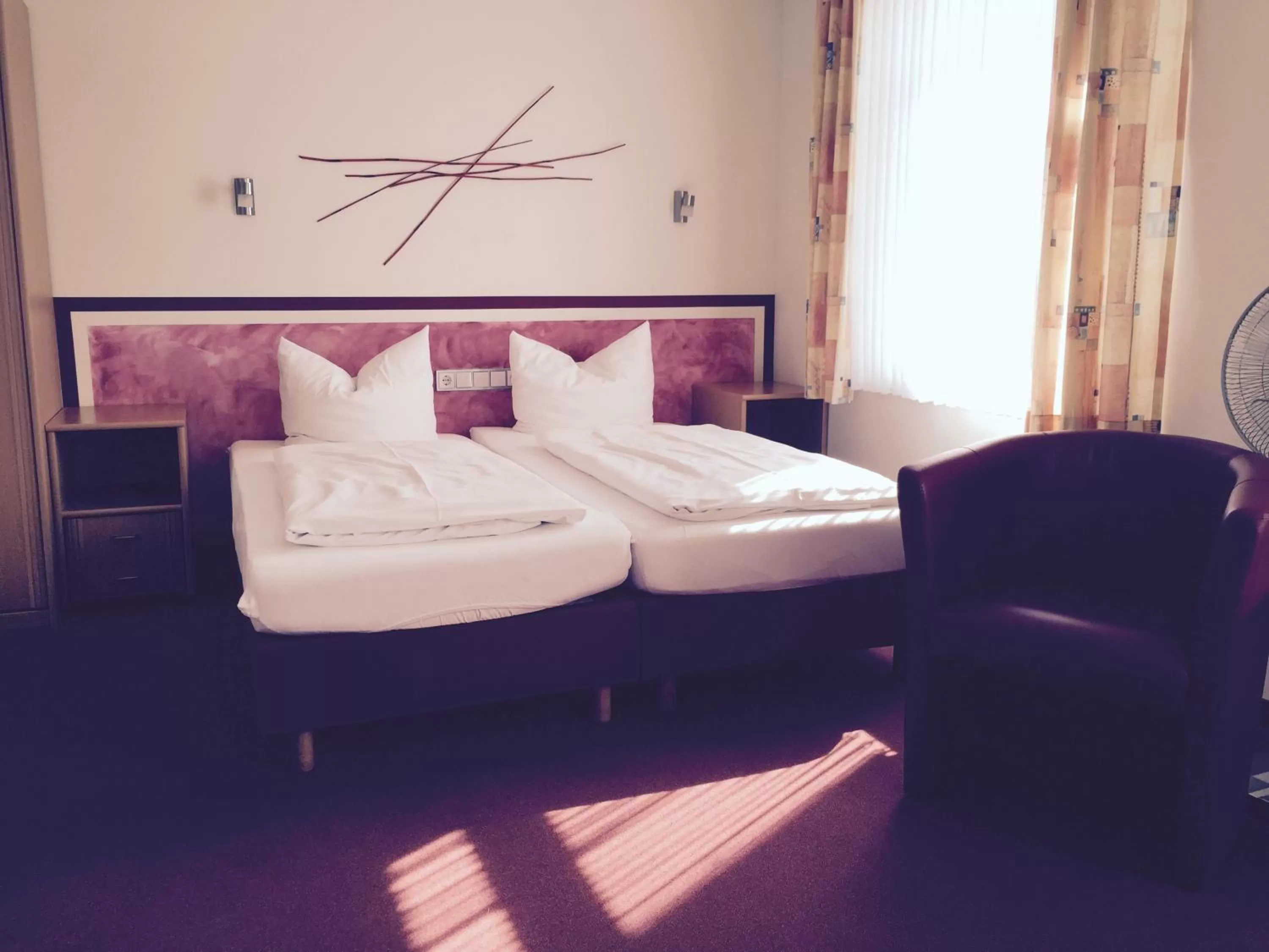 Bed in Pension an der Porzellan-Manufaktur