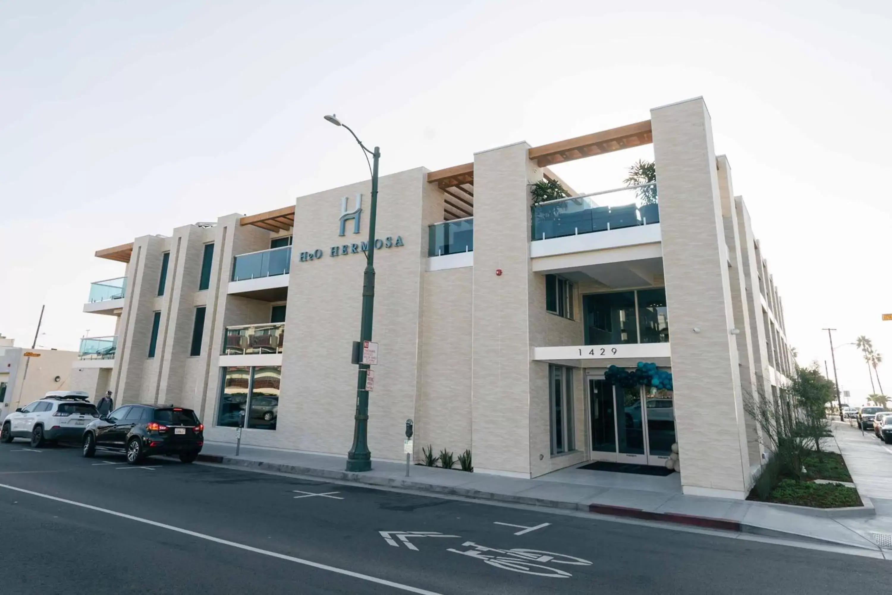 Facade/entrance, Property Building in H2O Hermosa