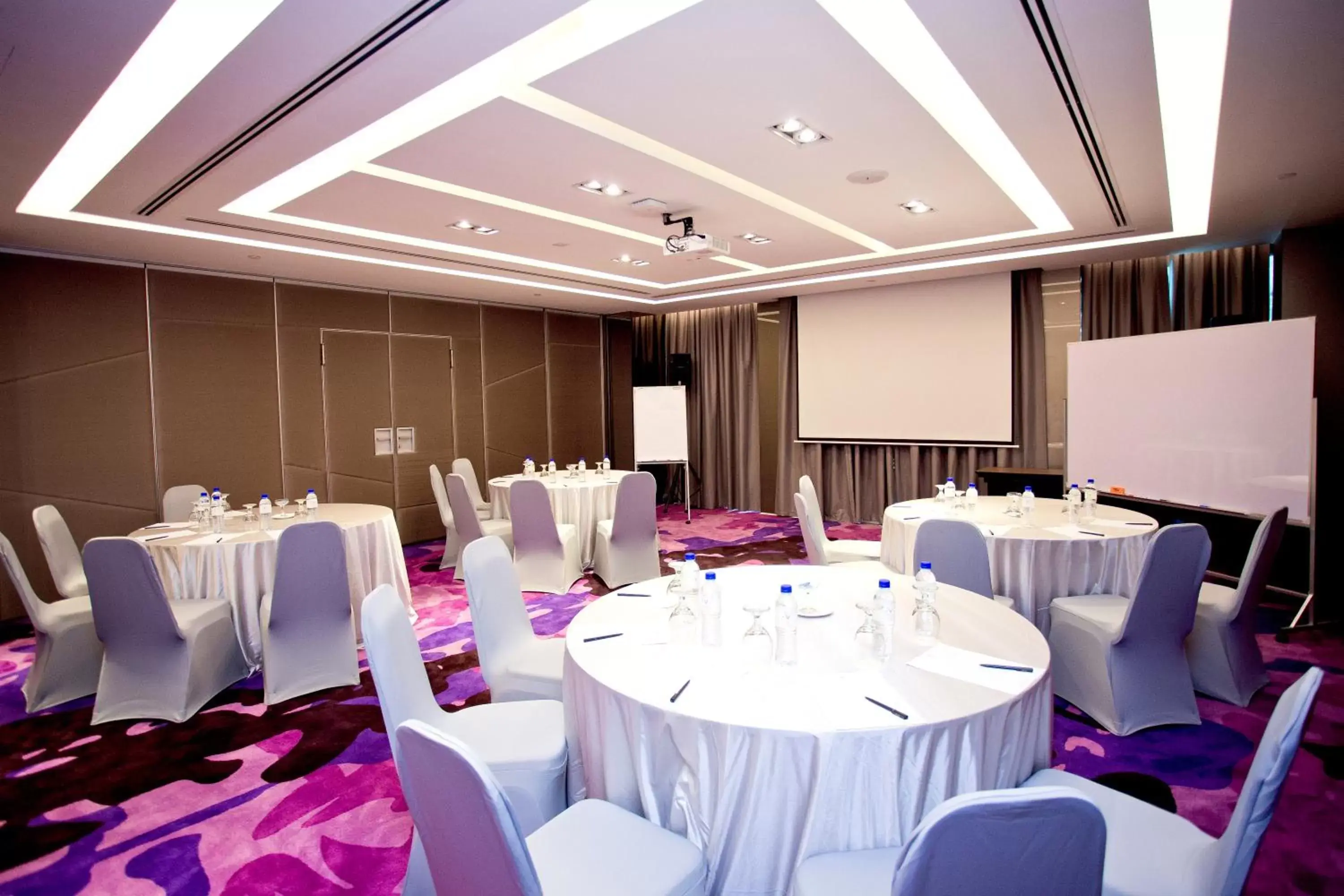 Business facilities, Banquet Facilities in Vouk Hotel Suites, Penang