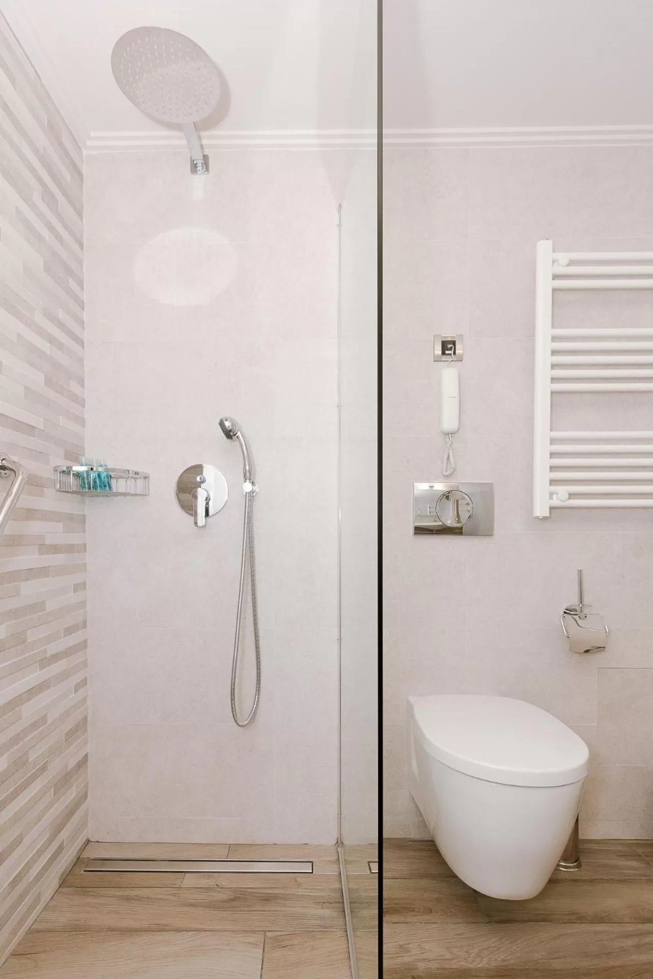 Shower in Akti Taygetos - Conference Resort