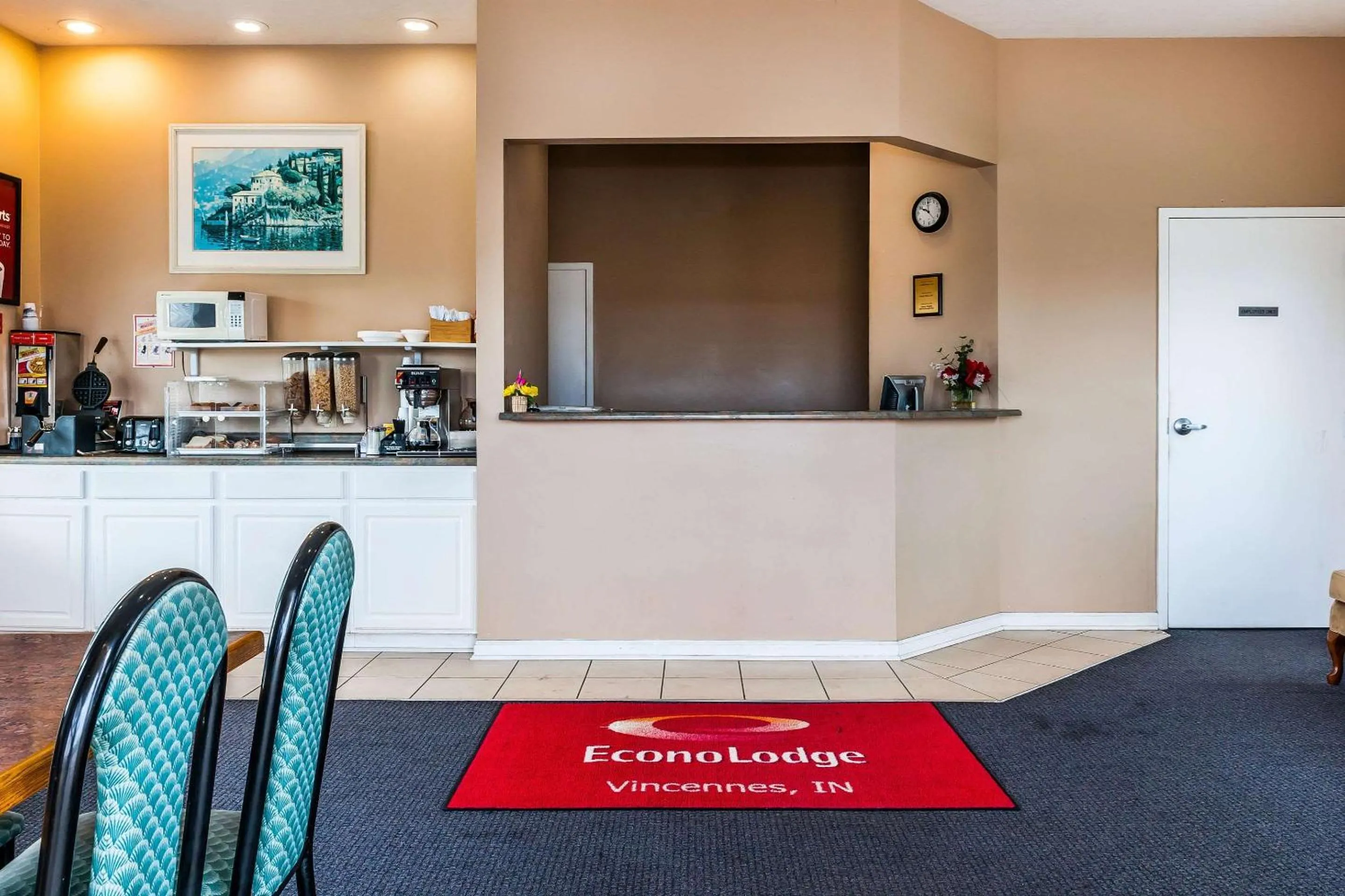 Restaurant/places to eat in Econo Lodge Vincennes
