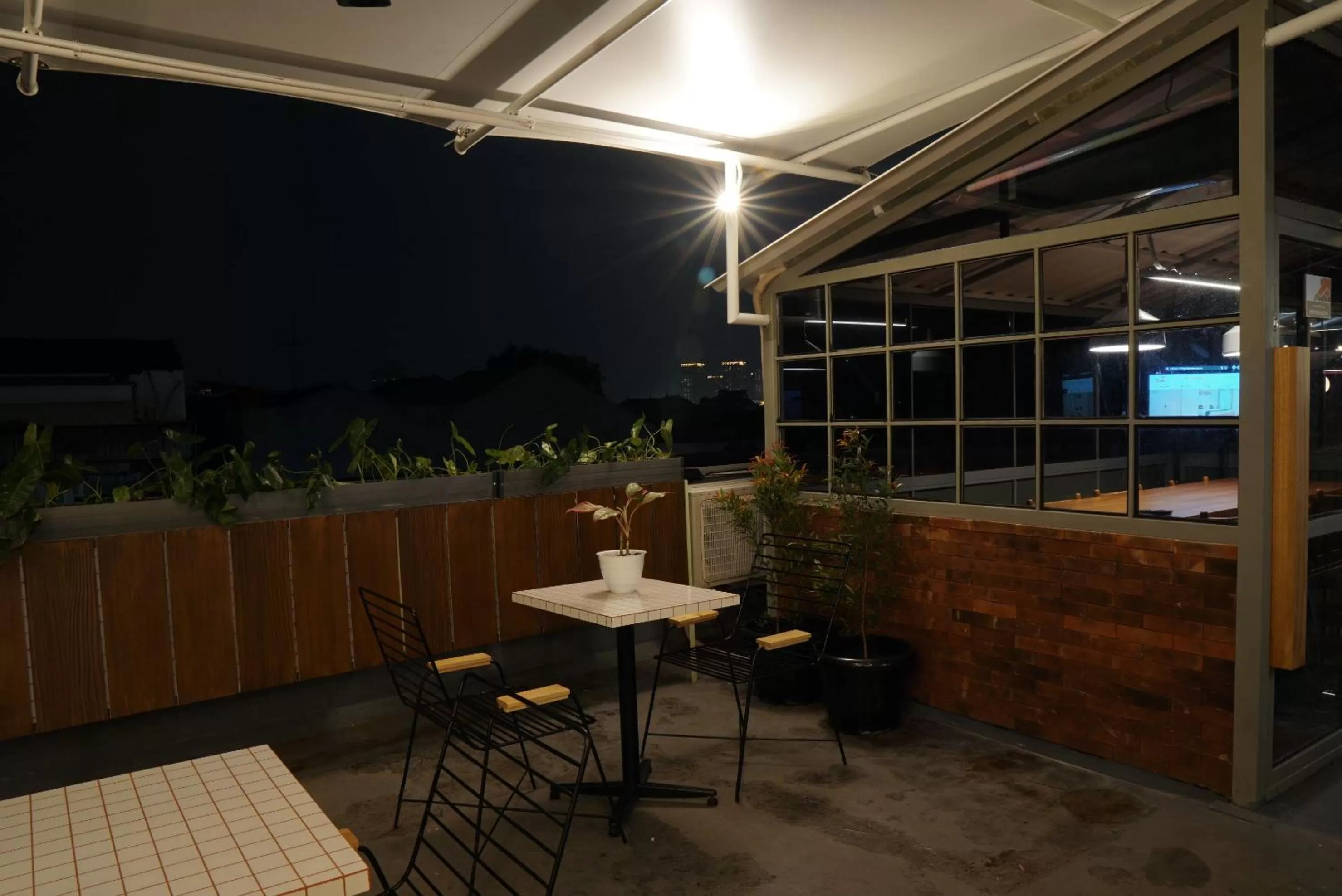 Patio in Tuju Abuserin Syariah