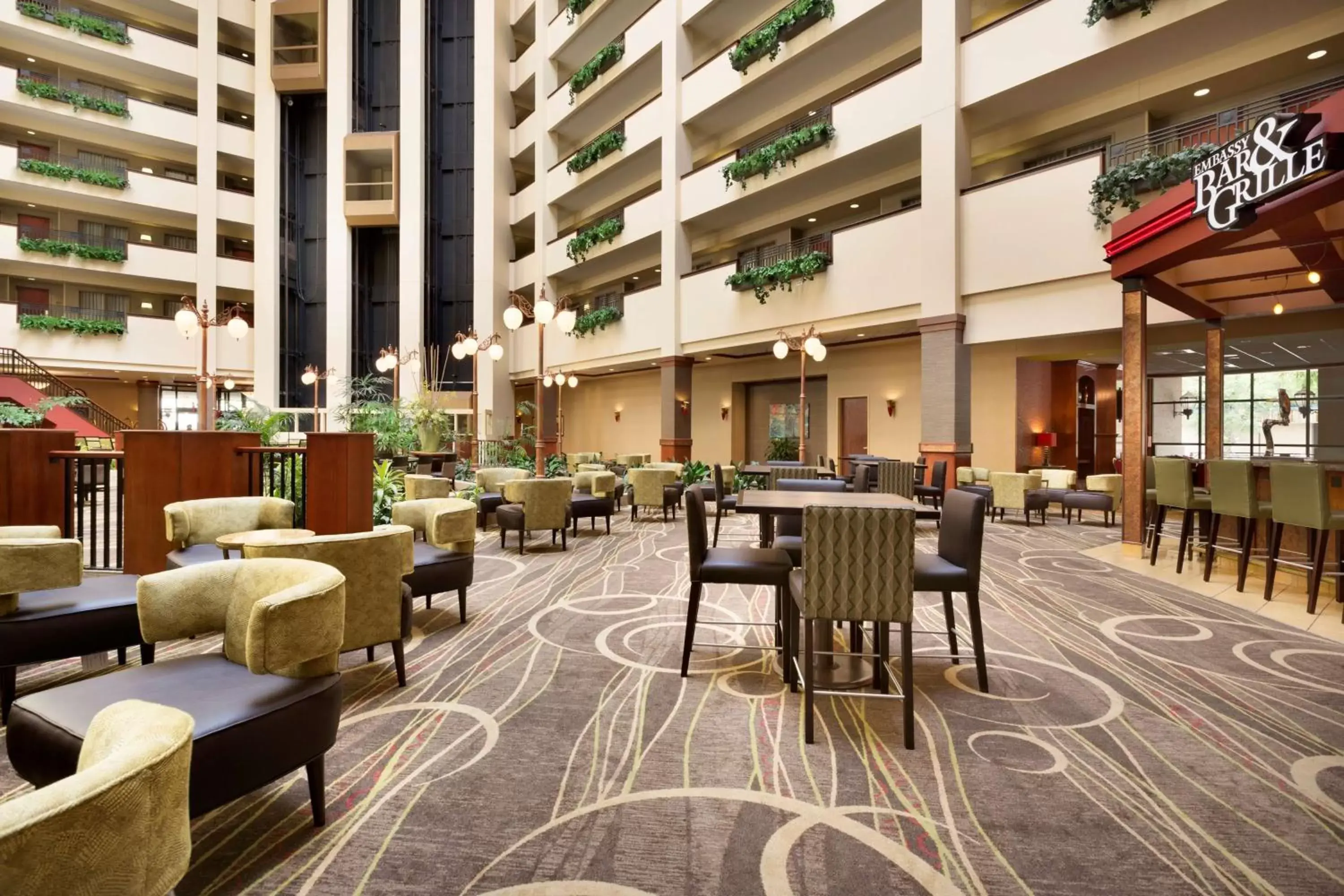 Lobby or reception, Restaurant/Places to Eat in Embassy Suites Lincoln