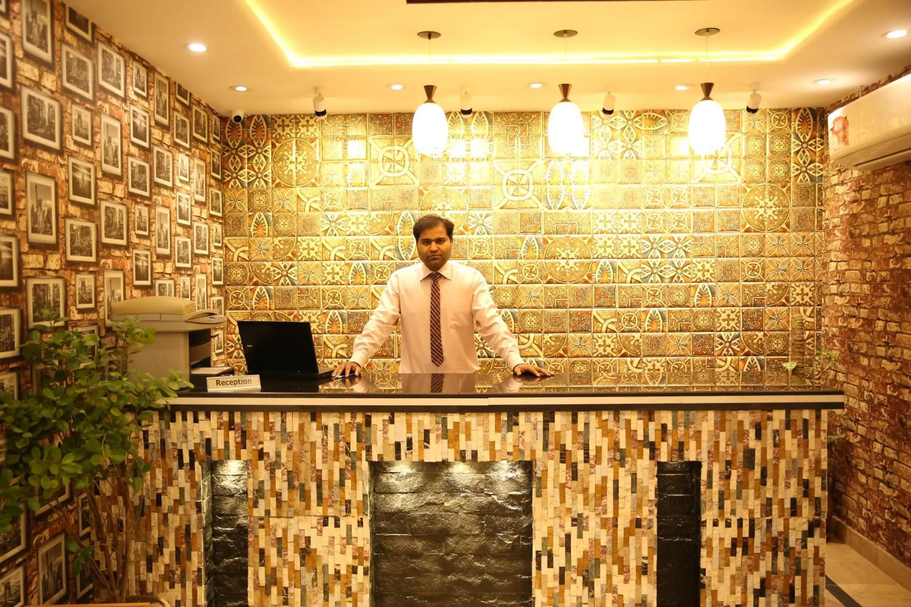 Lobby or reception in Hotel Premier Inn Gulberg