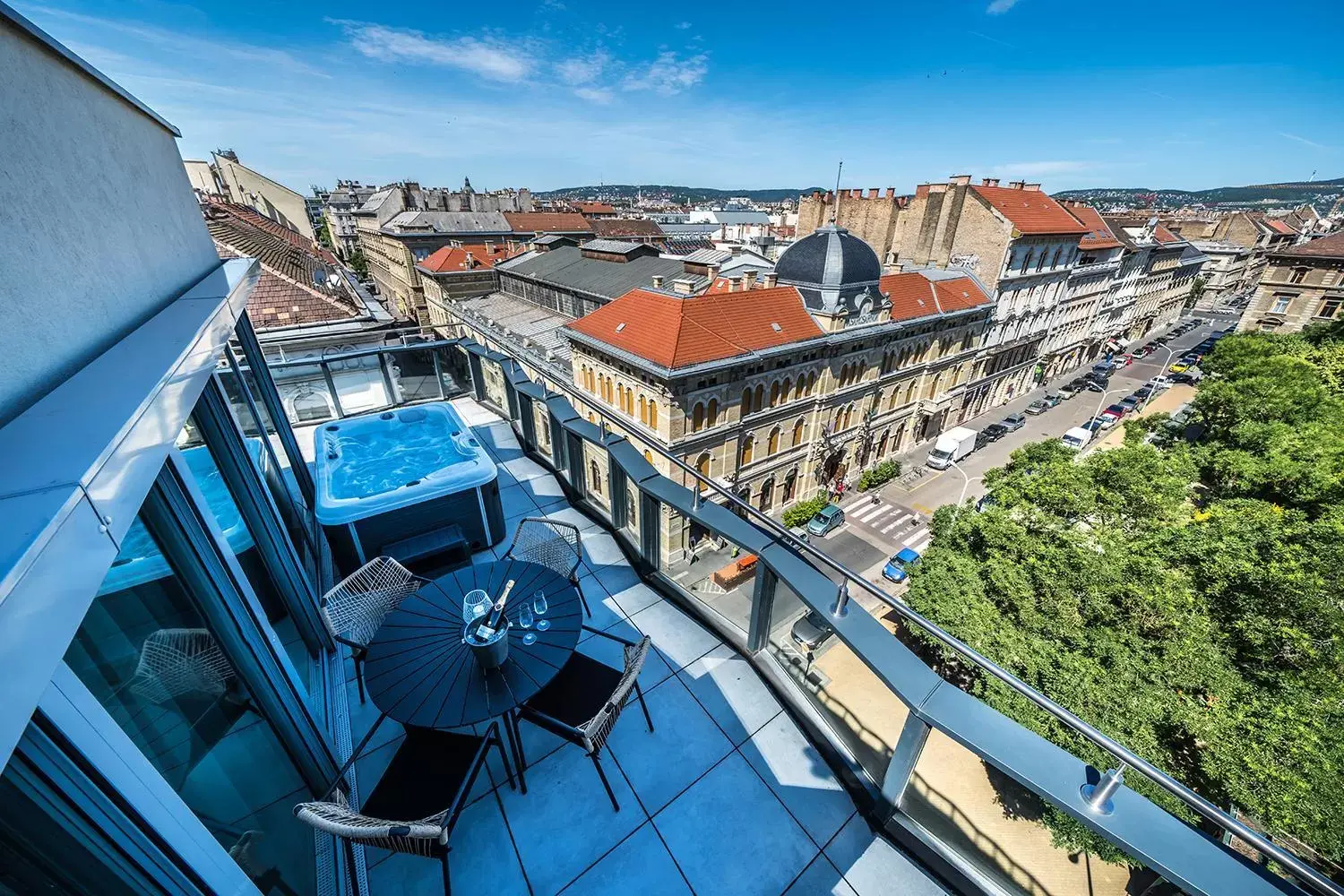 Balcony/Terrace in Up Hotel Budapest