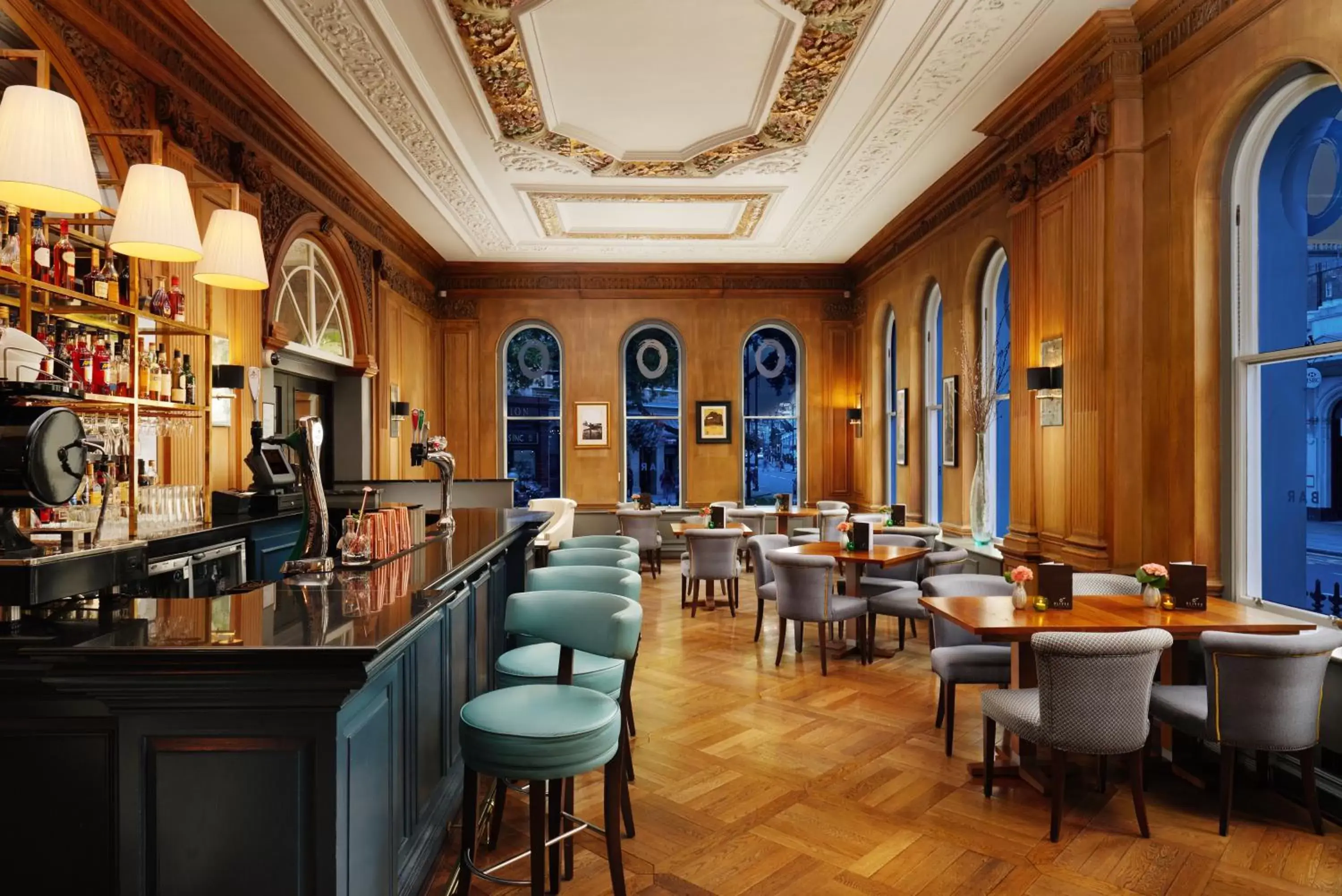 Lounge or bar, Restaurant/Places to Eat in The Bailey's Hotel London Kensington