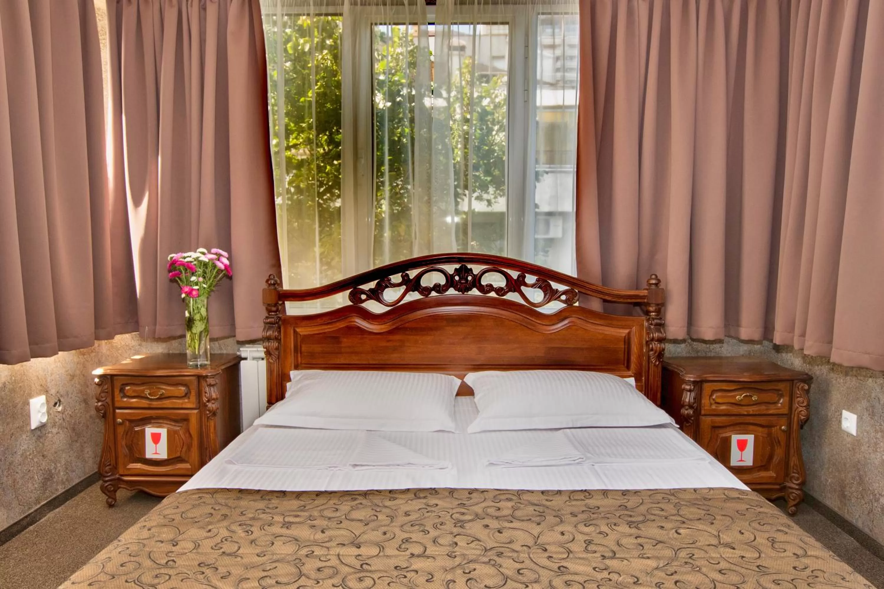 Photo of the whole room, Bed in Hotel Perfect