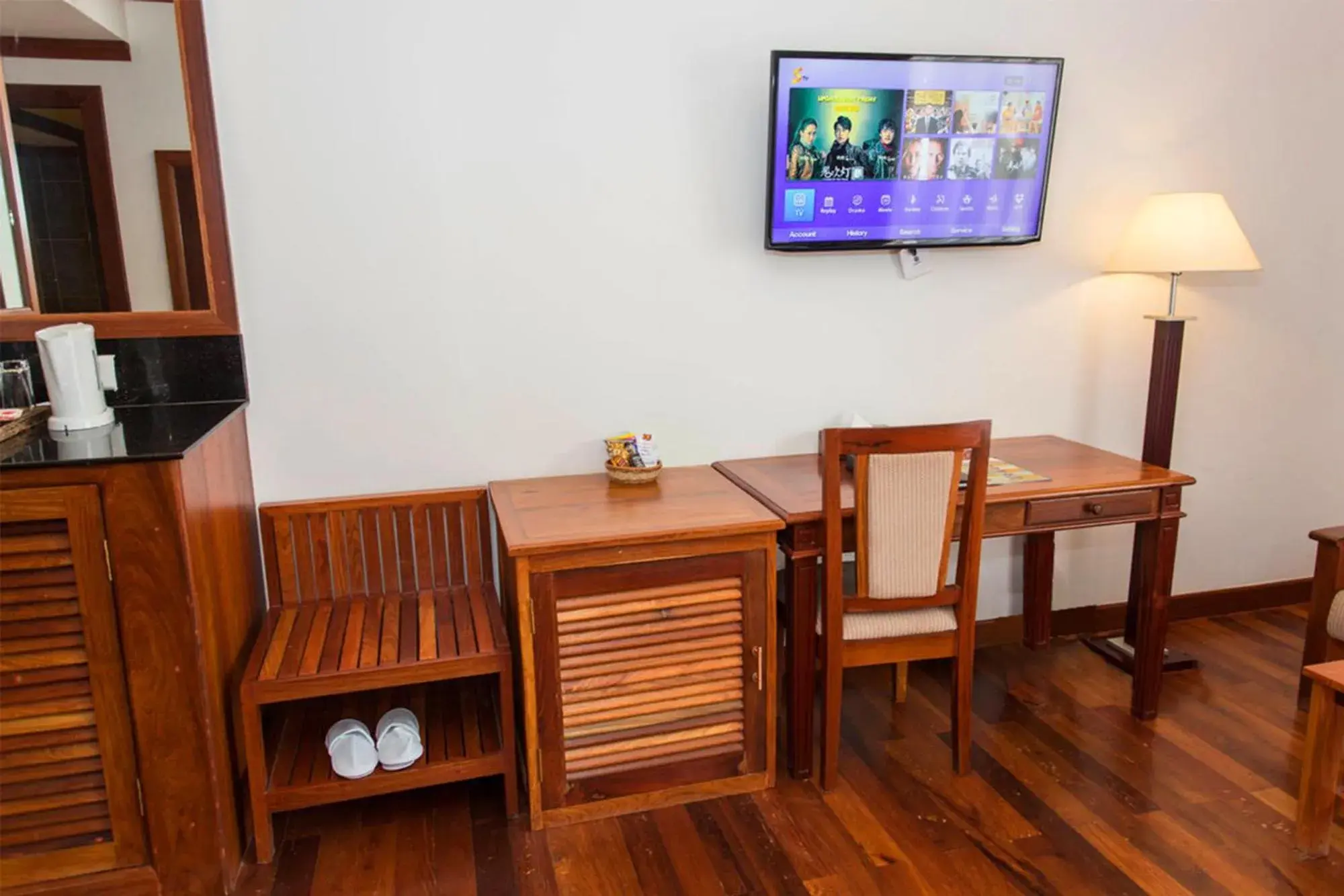 Seating area, TV/Entertainment Center in Cheathata CTA Hotel Siem Reap