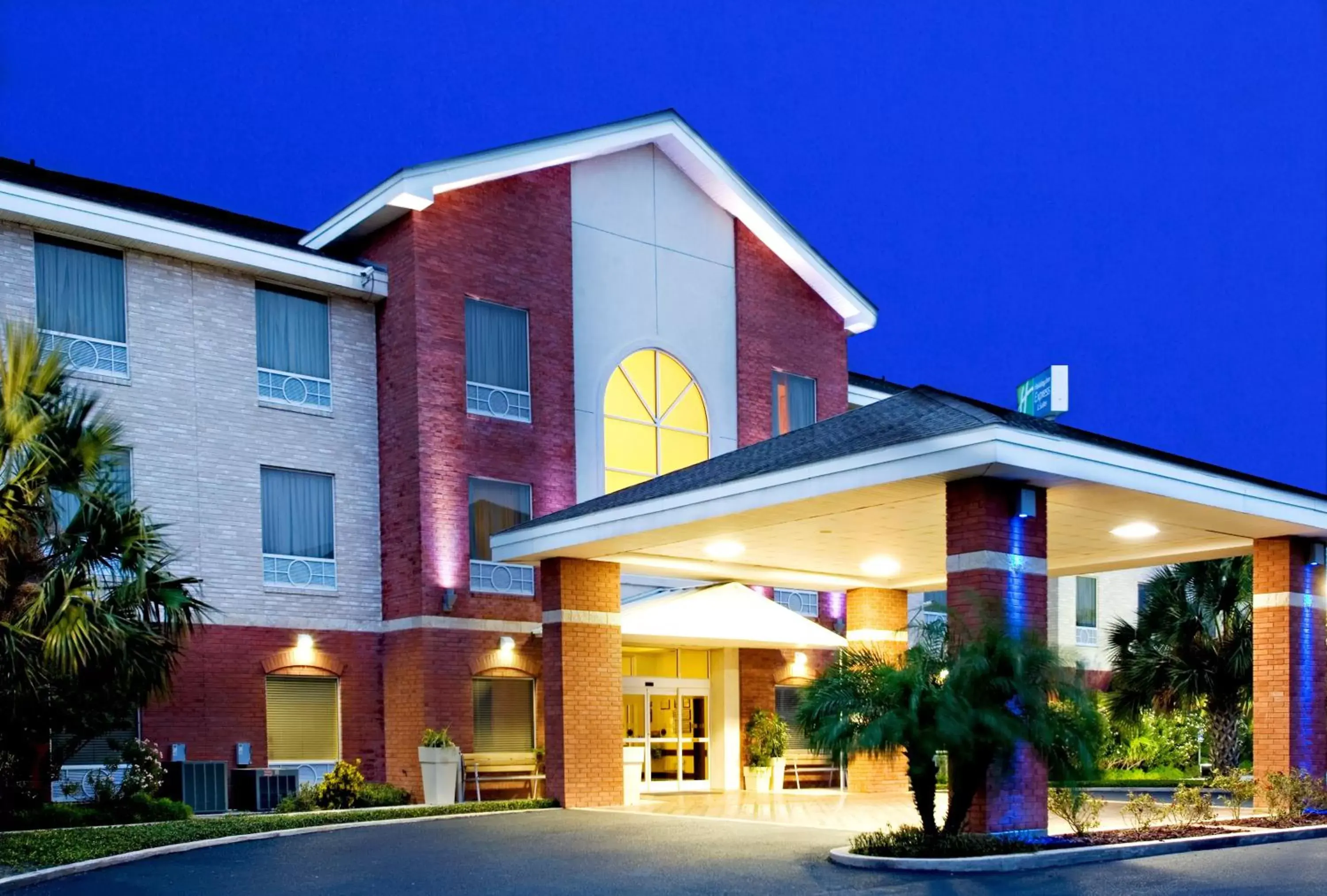 Property Building in Holiday Inn Express Hotel and Suites Weslaco, an IHG Hotel