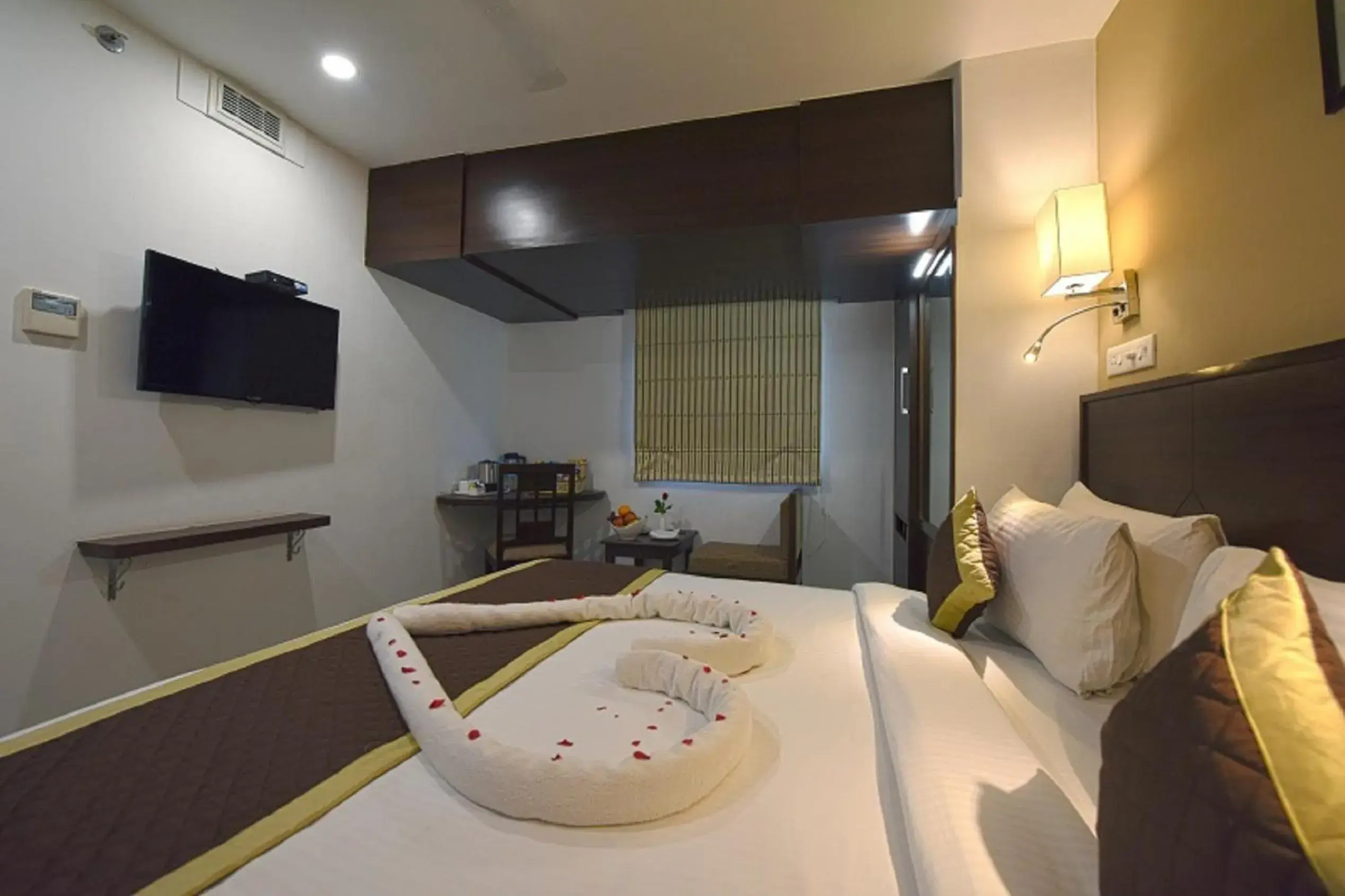 Bedroom, Room Photo in Hotel Gandharva - A Green Hotel