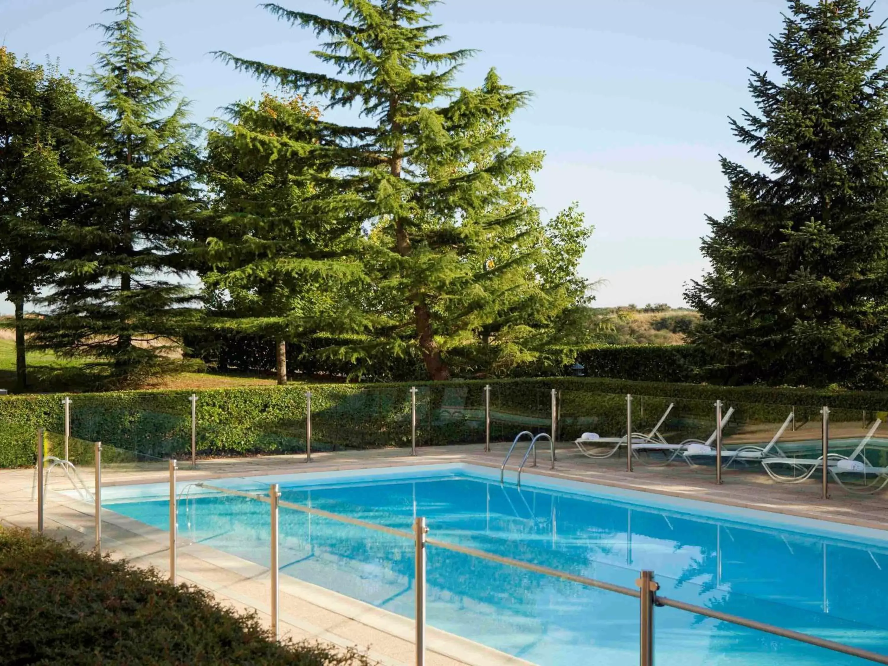 On site, Swimming Pool in Novotel Saint-Quentin en Yvelines