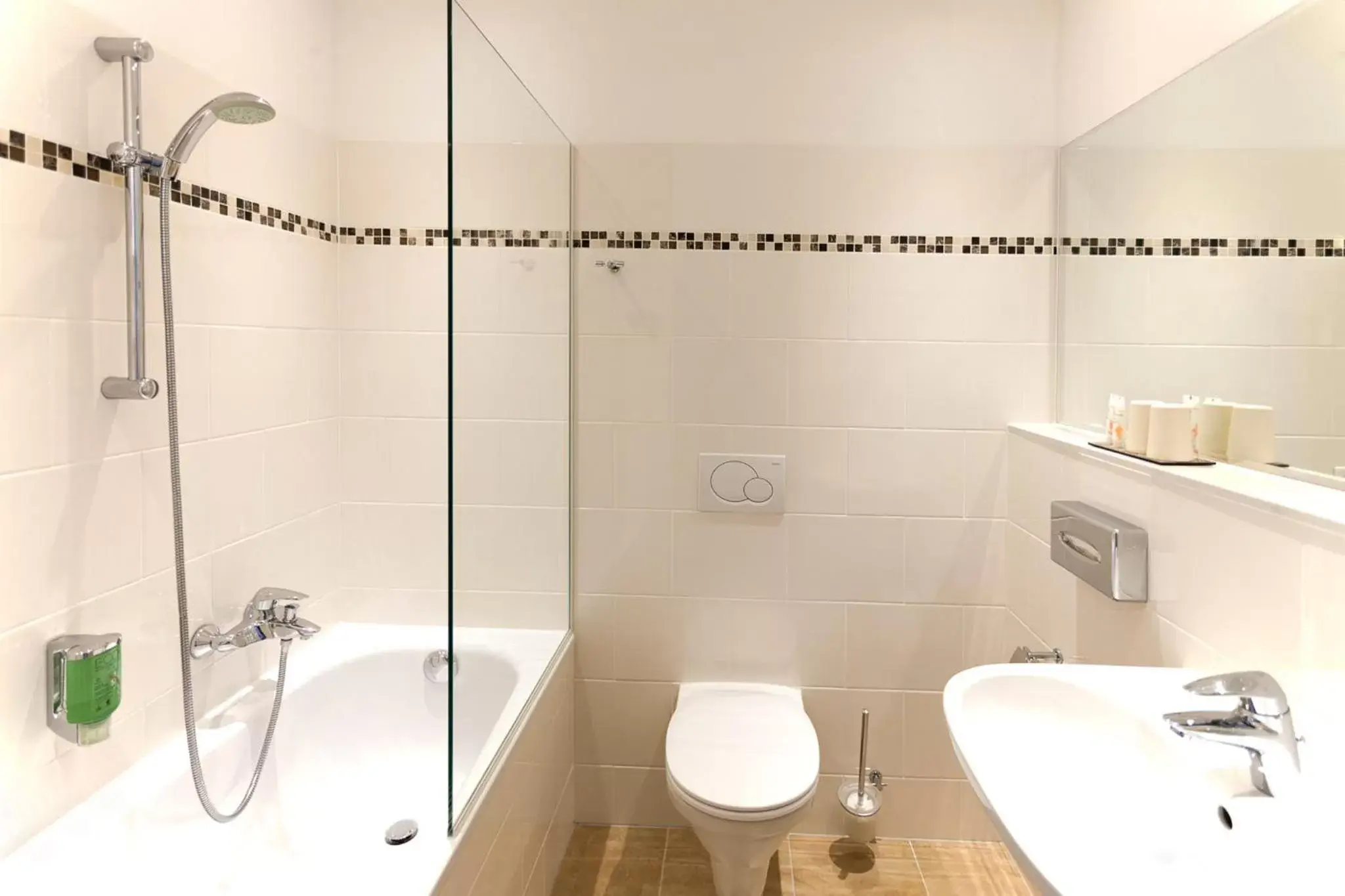 Bathroom in Henriette Stadthotel Vienna