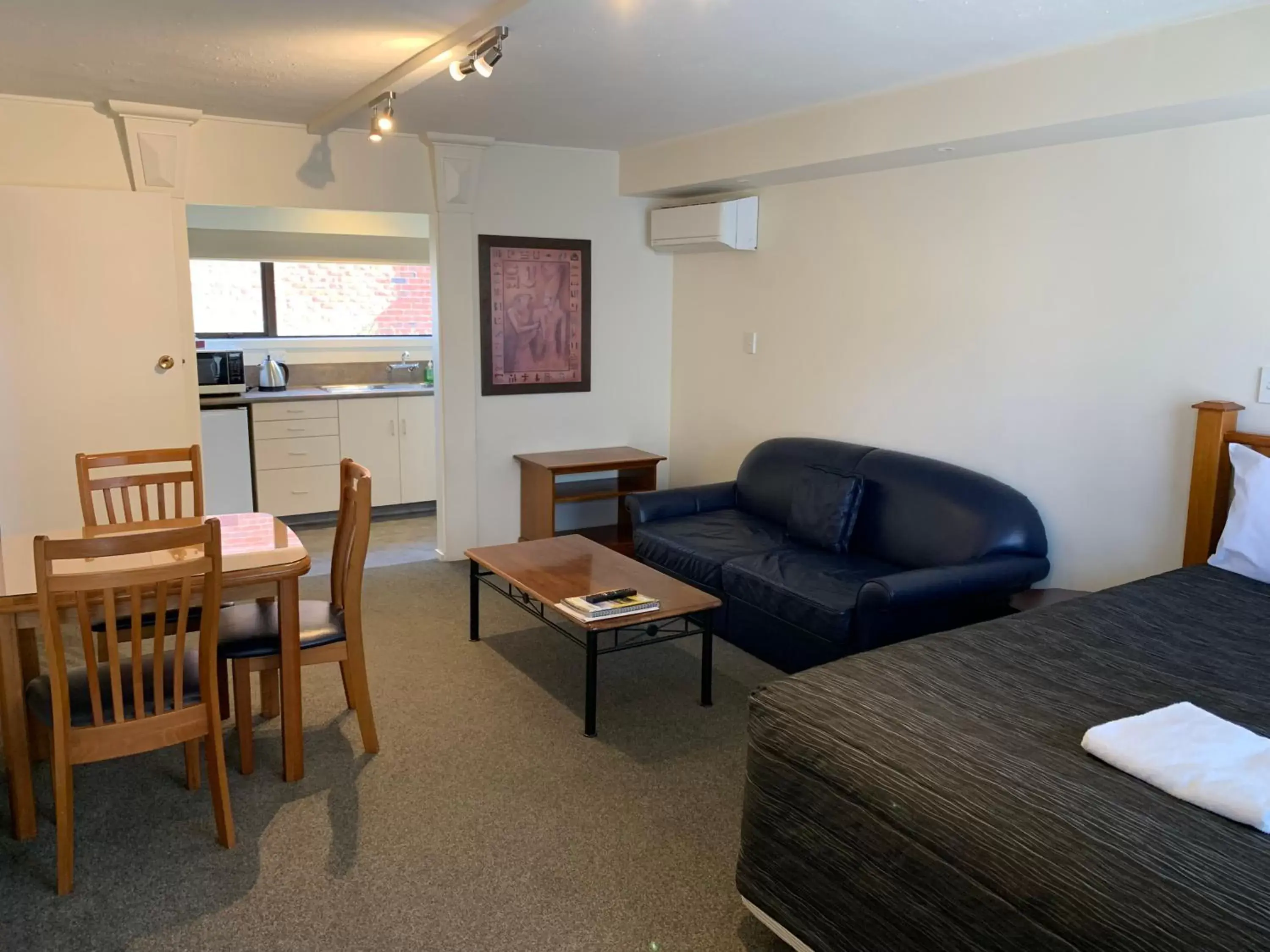 Seating Area in 755 Regal Court Motel