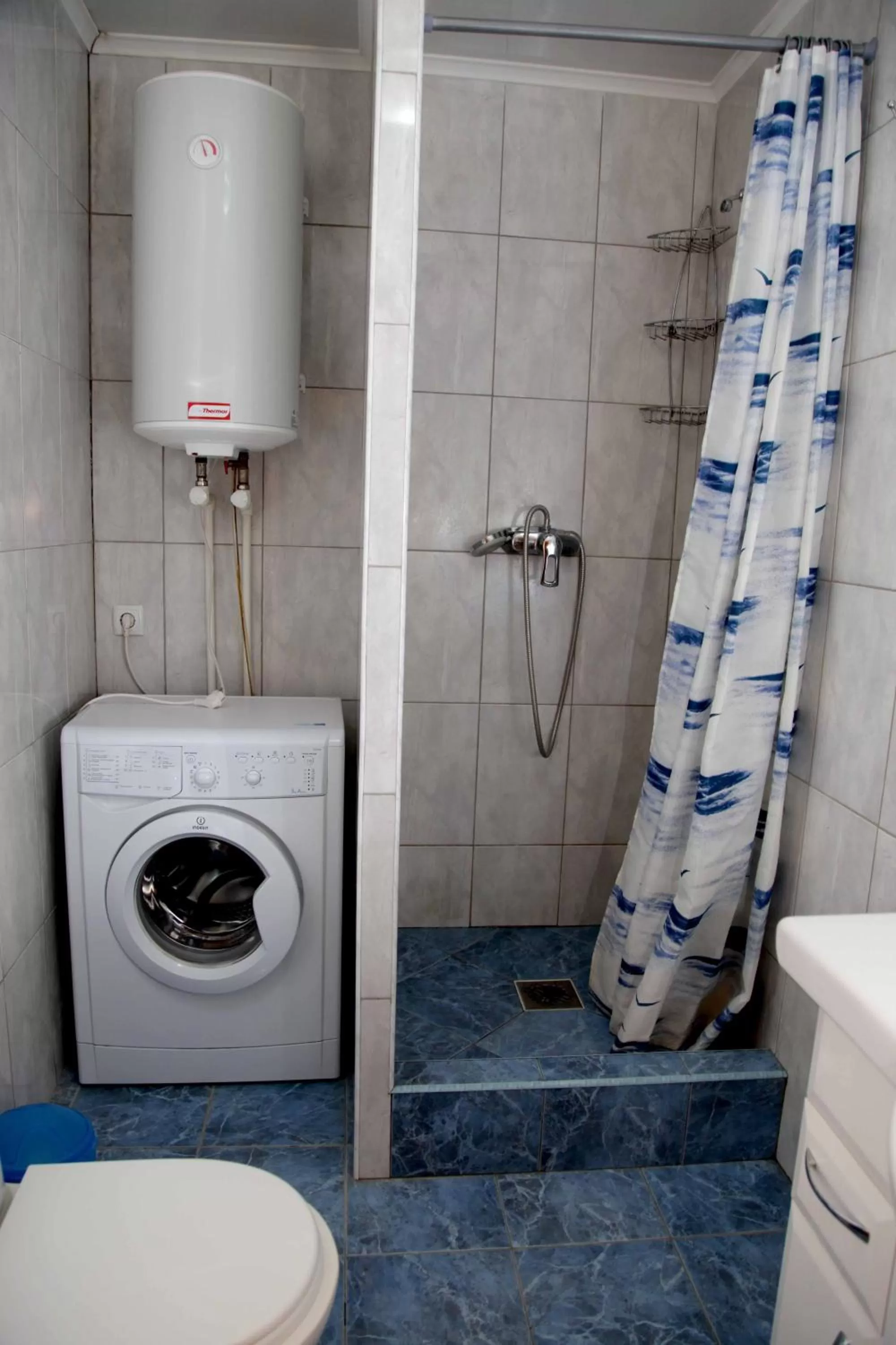 Shower, Bathroom in irisHotels