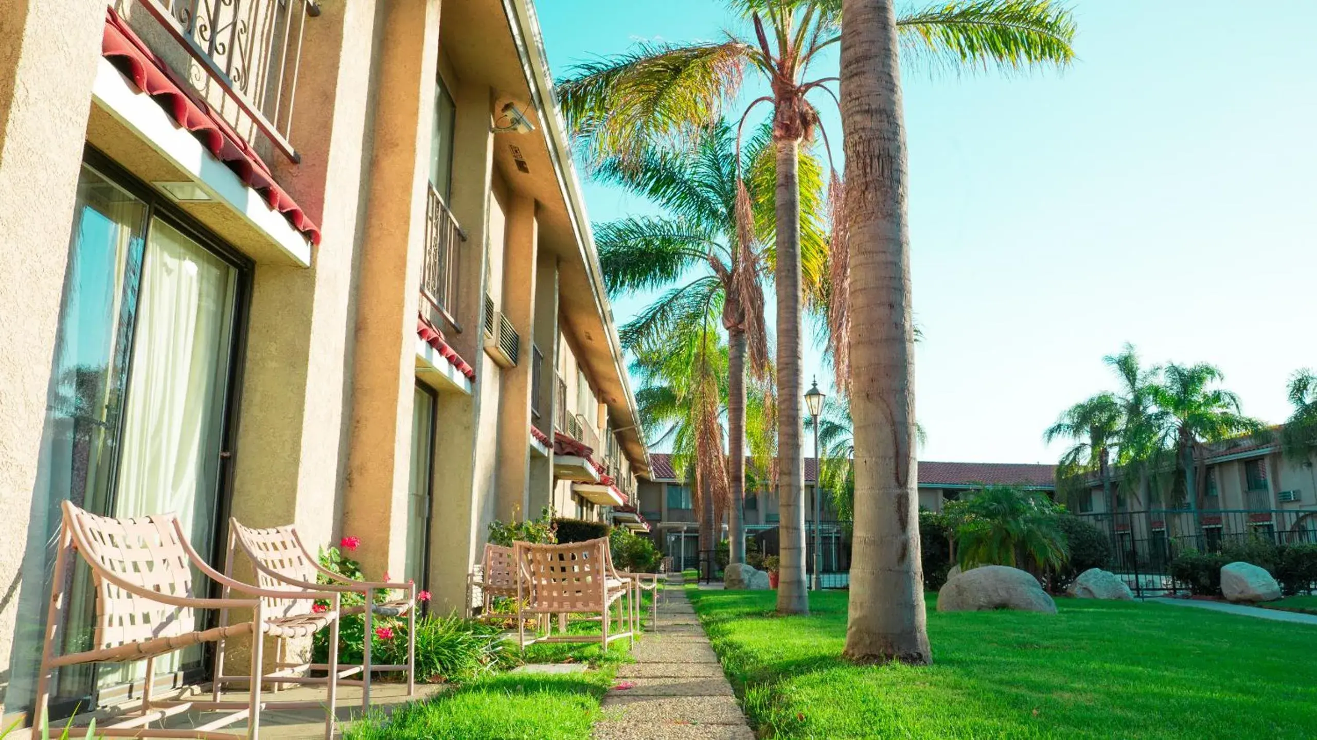Area and facilities, Property Building in Motel 6 Anaheim Hills, CA