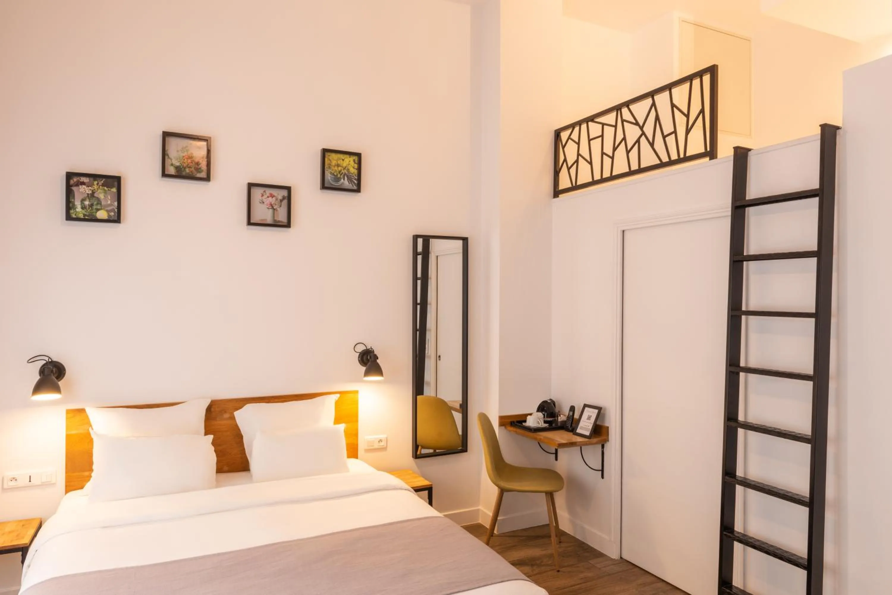 Bedroom, Bed in Hotel Terre Neuve