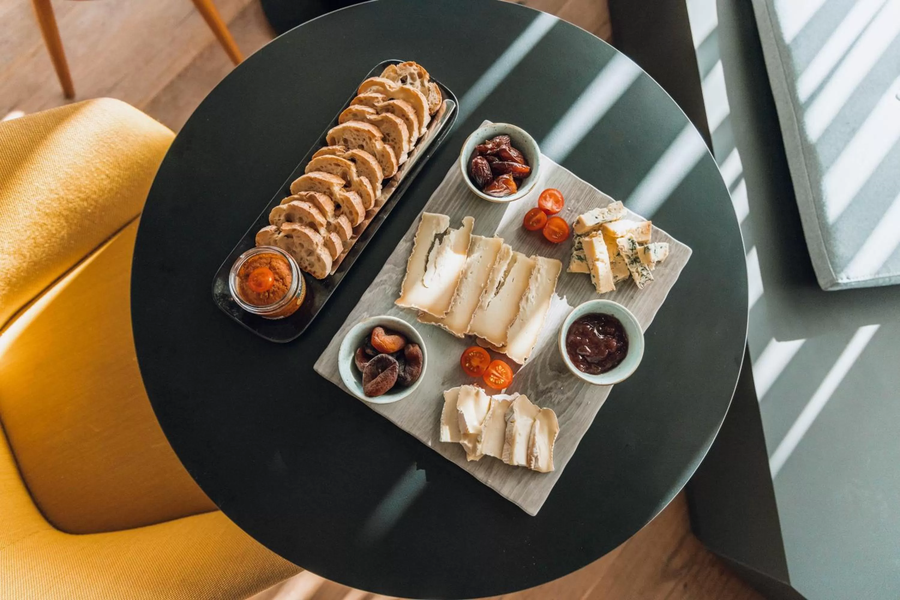 Patio in greet Hotel La Rochelle Centre